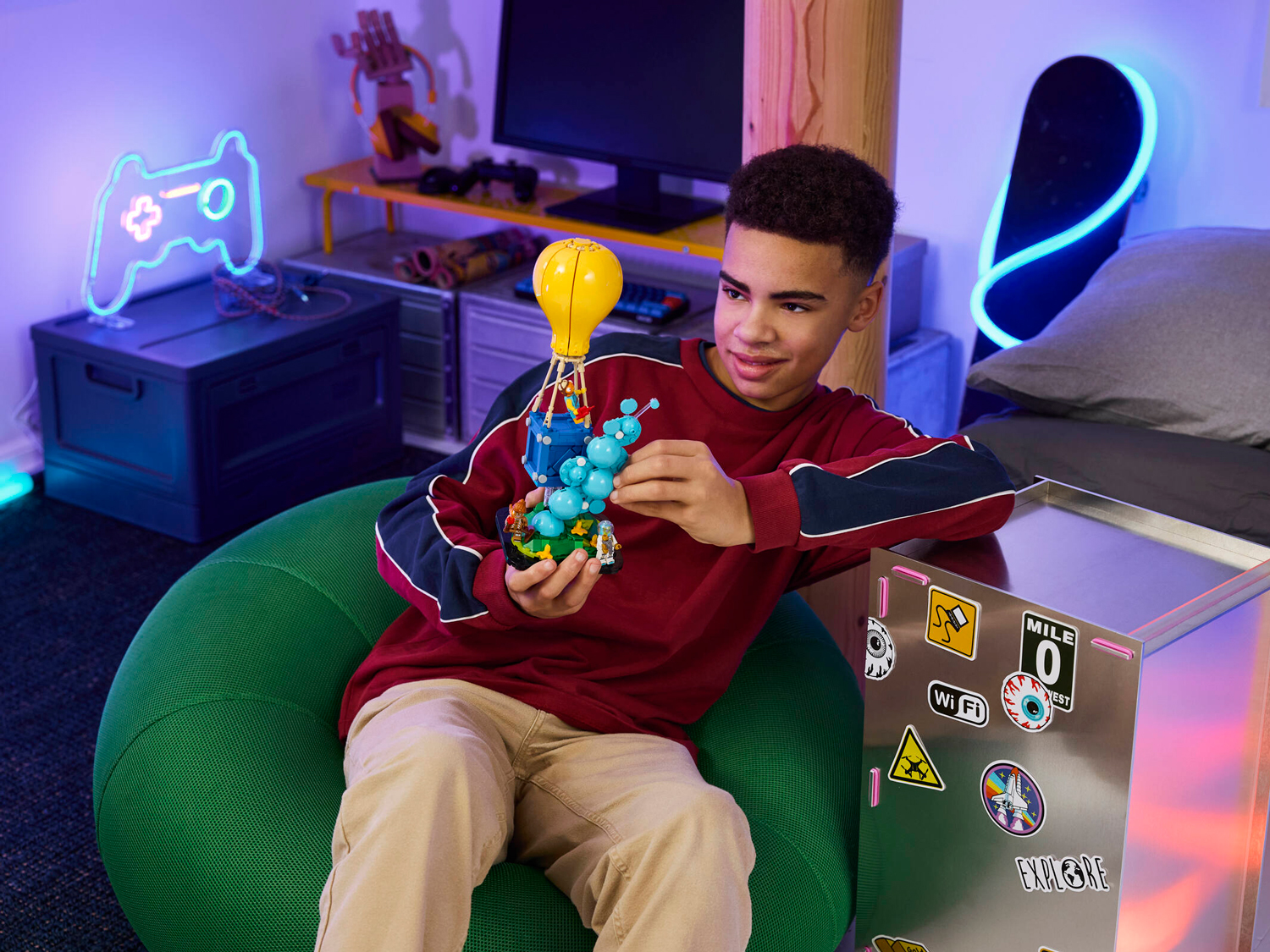 Конструктор LEGO Fortnite Груз с припасами 314 дет. - фото 13