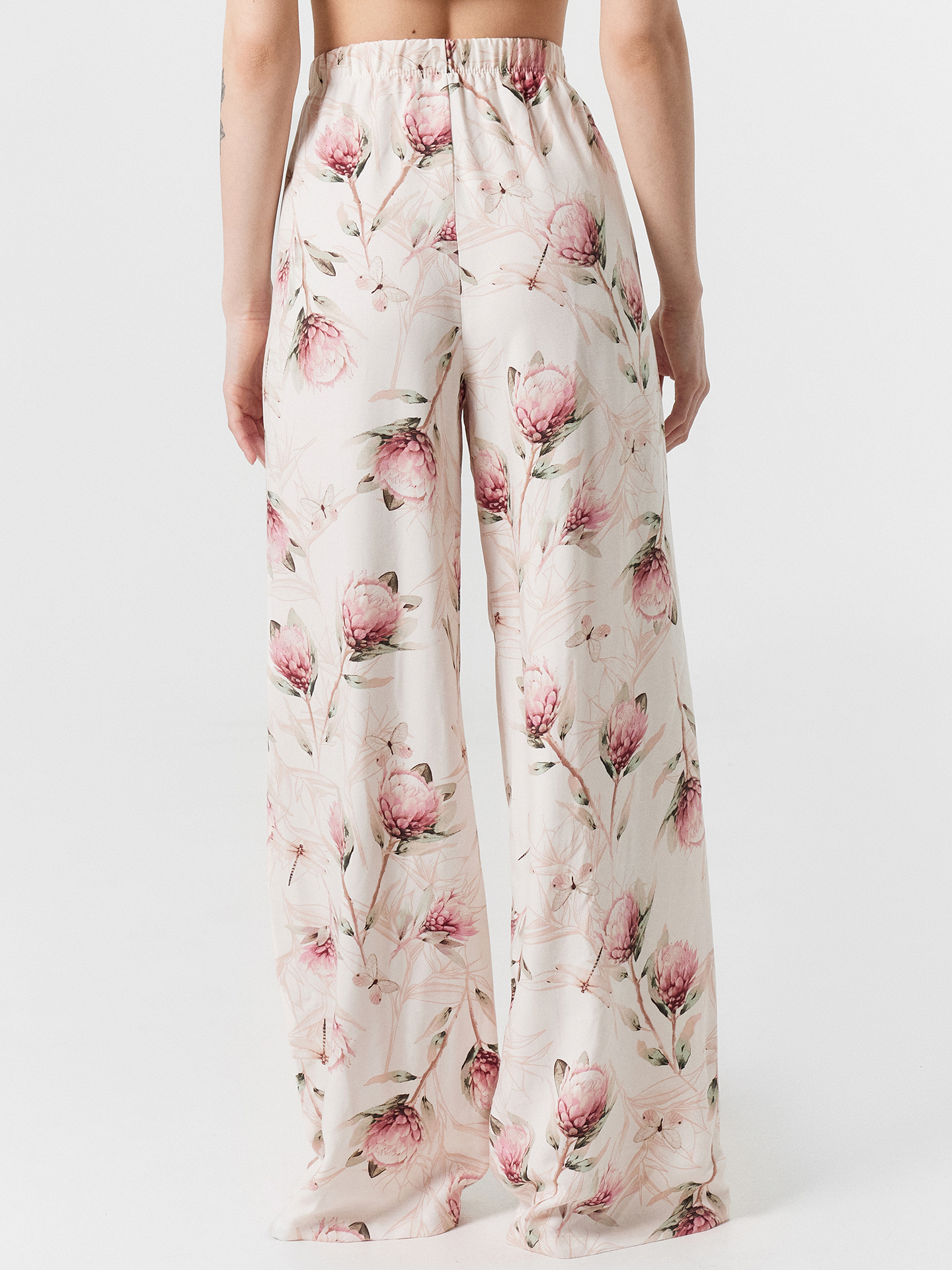 Пижама Mark Formelle (Марк Формэль) 592494-1/протеи на св.молочном - фото 10