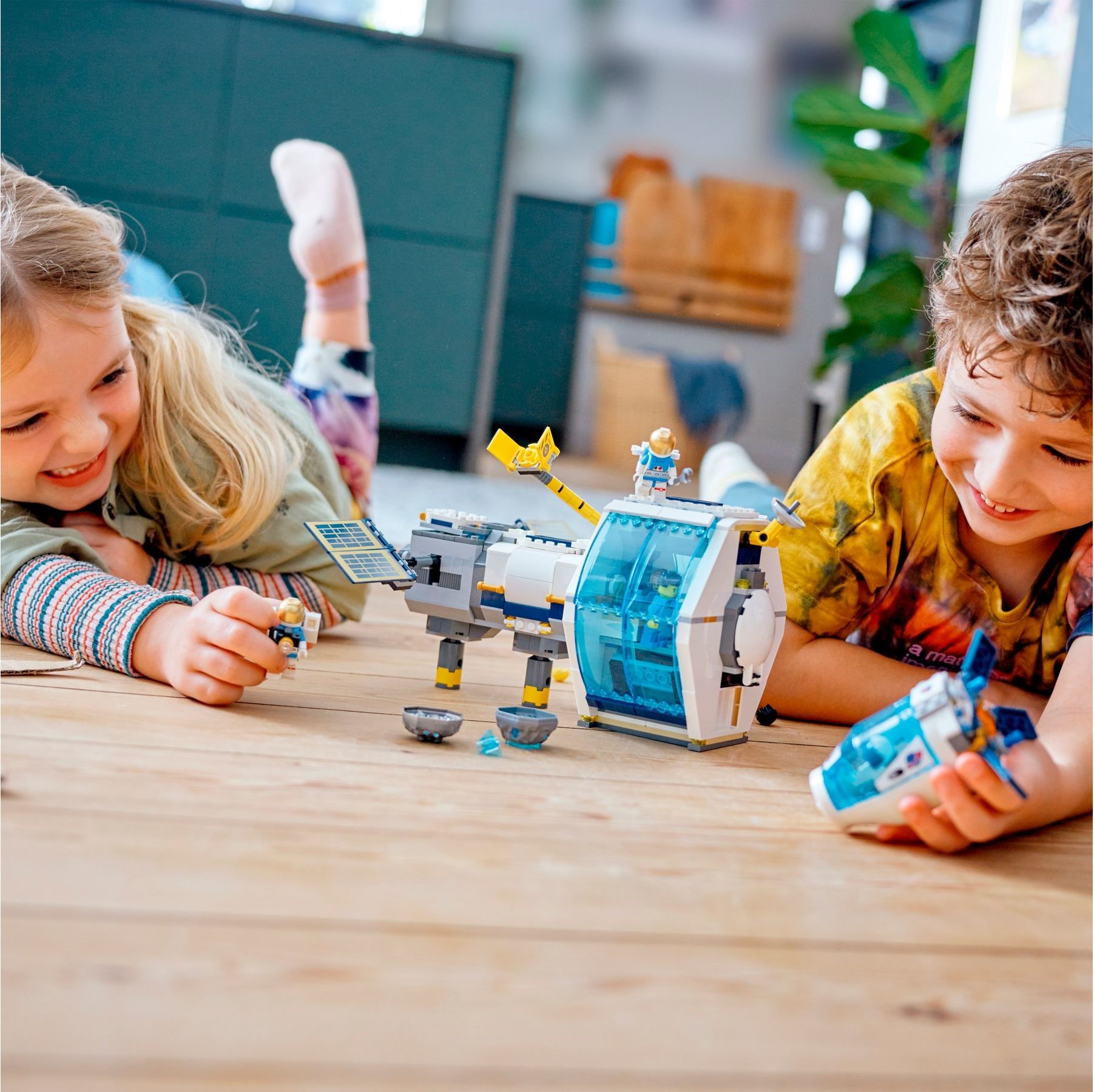 Конструктор LEGO City 60349 500 дет. - фото 10