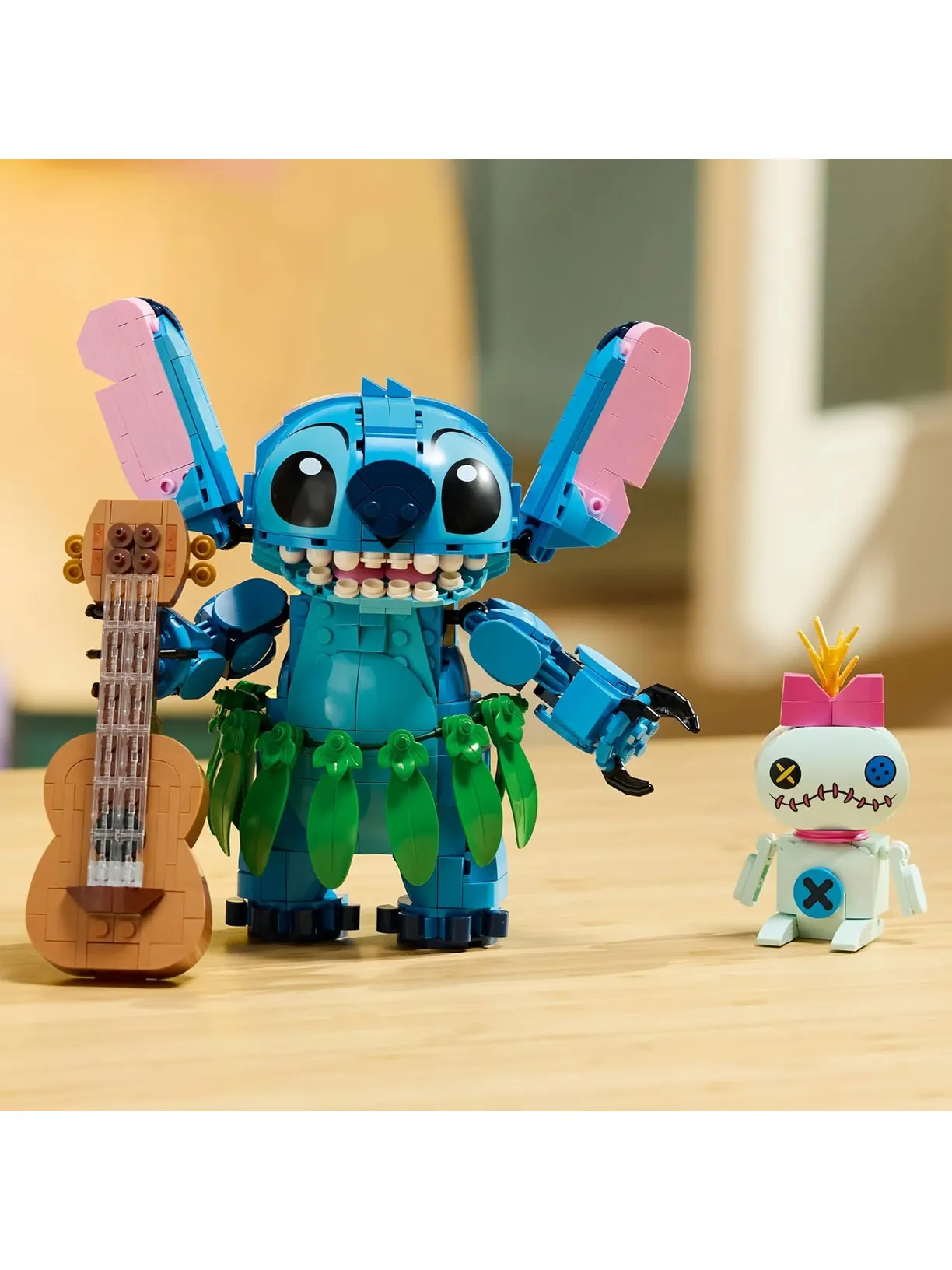 Конструктор LEGO Disney Фигурка Стича и Скрампа 713 дет. - фото 10