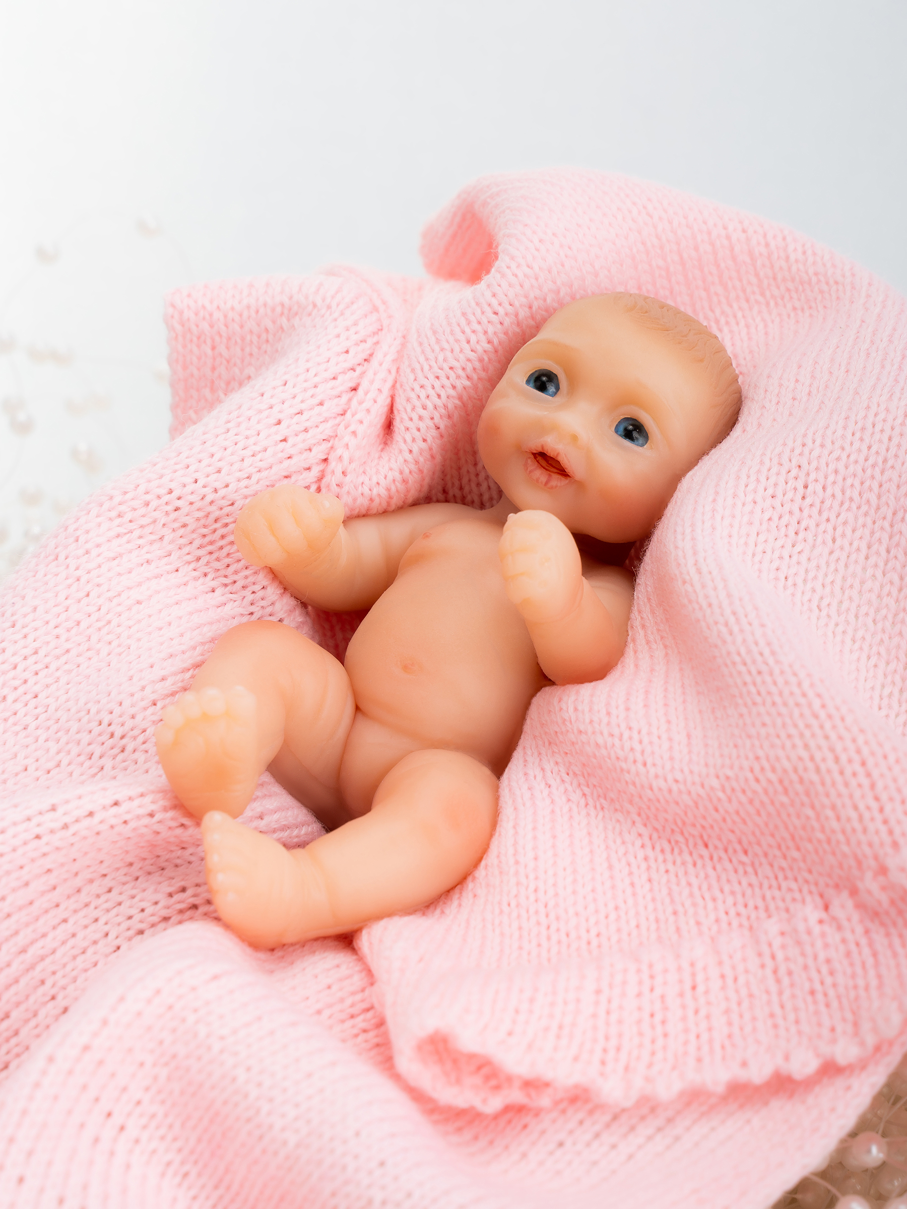 Кукла мини Magic Manufactory Magic baby Пупс Reborn розовый высота 12 см 4631162180888 - фото 10