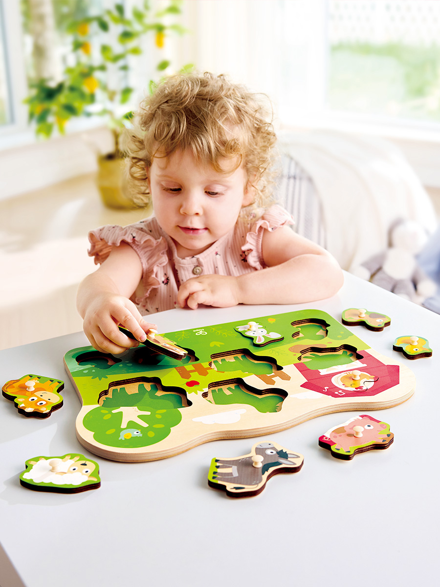 Игрушка Hape рамка-вкладыш На ферме - фото 1