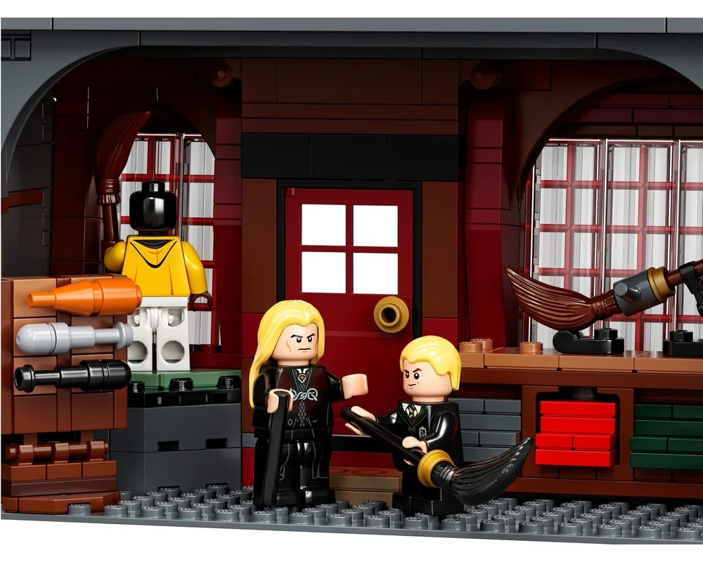 Конструктор LEGO Harry Potter 75978 5475 дет. - фото 15