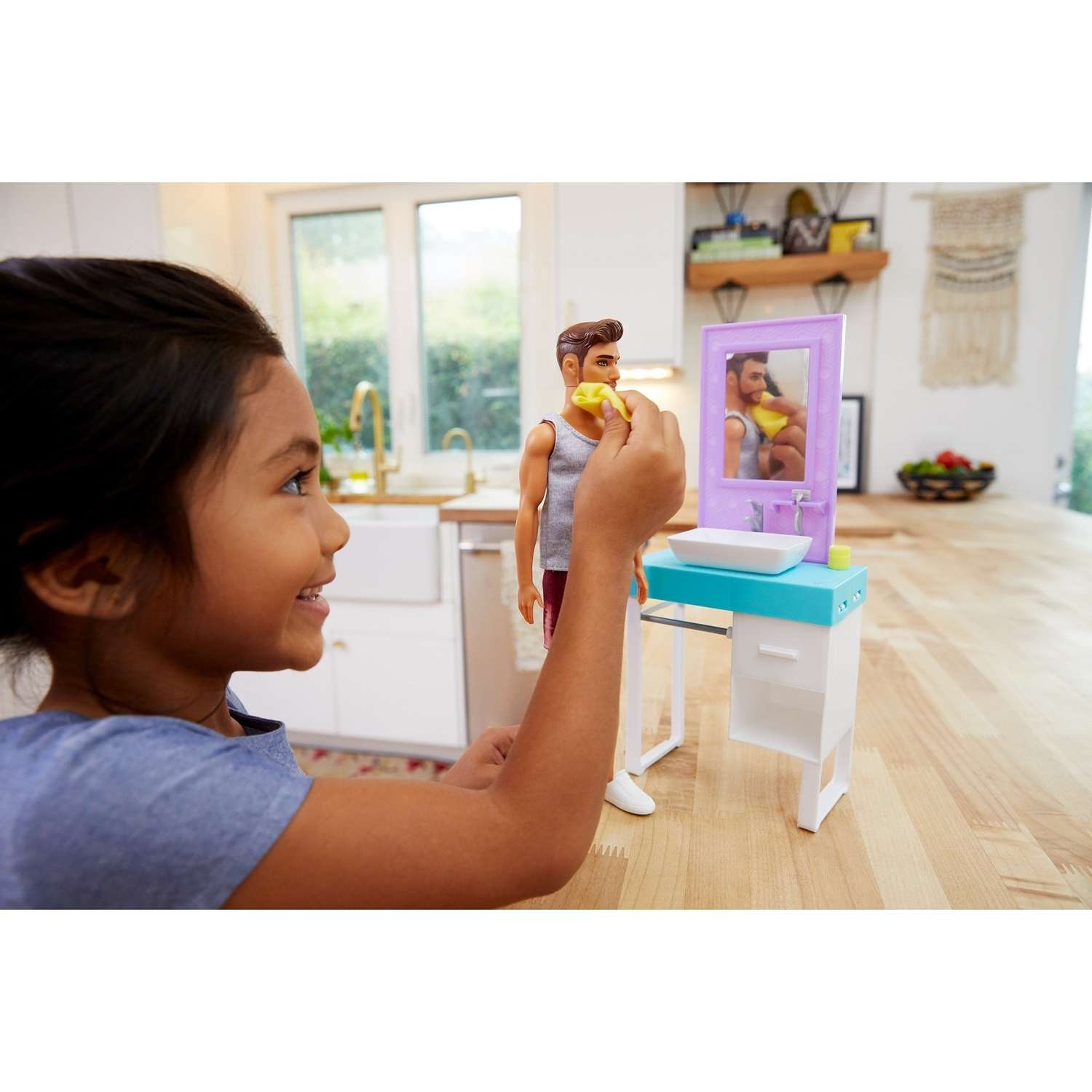 Кукла модельная Barbie FYK51 - фото 12