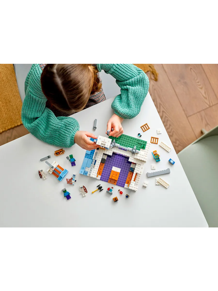 Конструктор LEGO Minecraft 21186 499 дет. - фото 9