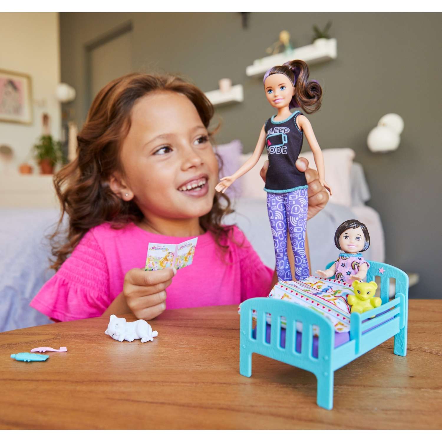Кукла модельная Barbie FHY97 - фото 8