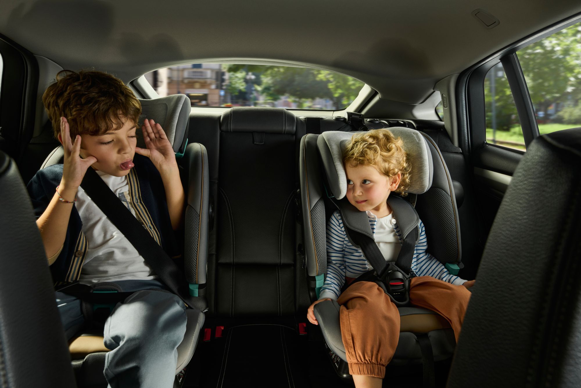 Автокресло Chicco Isofix 1/2/3 (9-36 кг) серый - фото 21