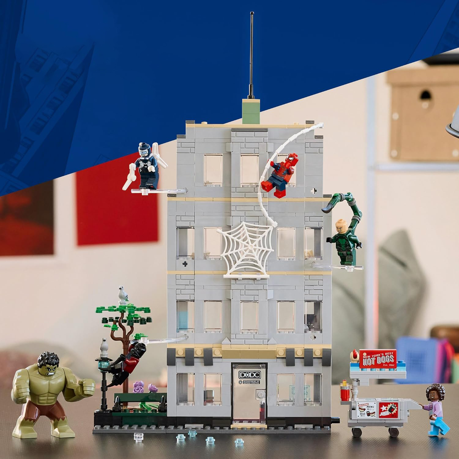 Конструктор LEGO Marvel Super Heroes Человек-паук против Халка 534 дет. - фото 8