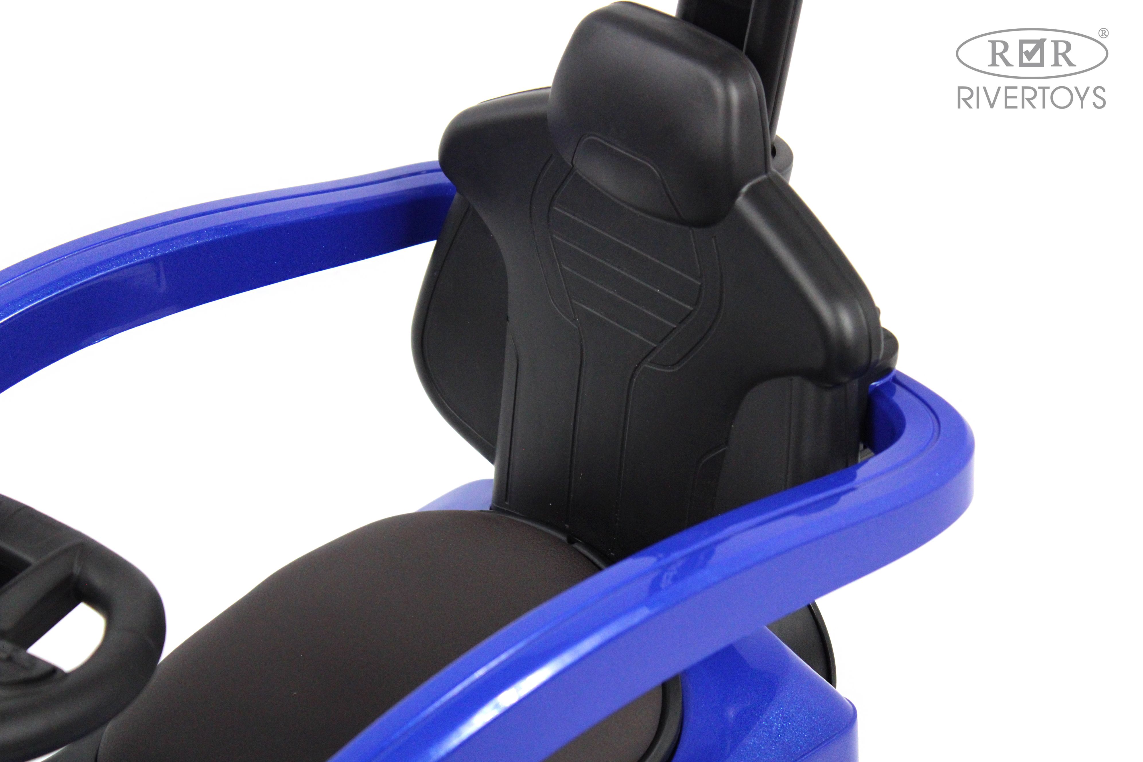 Каталка RIVERTOYS Mercedes-Benz G63 Blue Diamond синий - фото 11