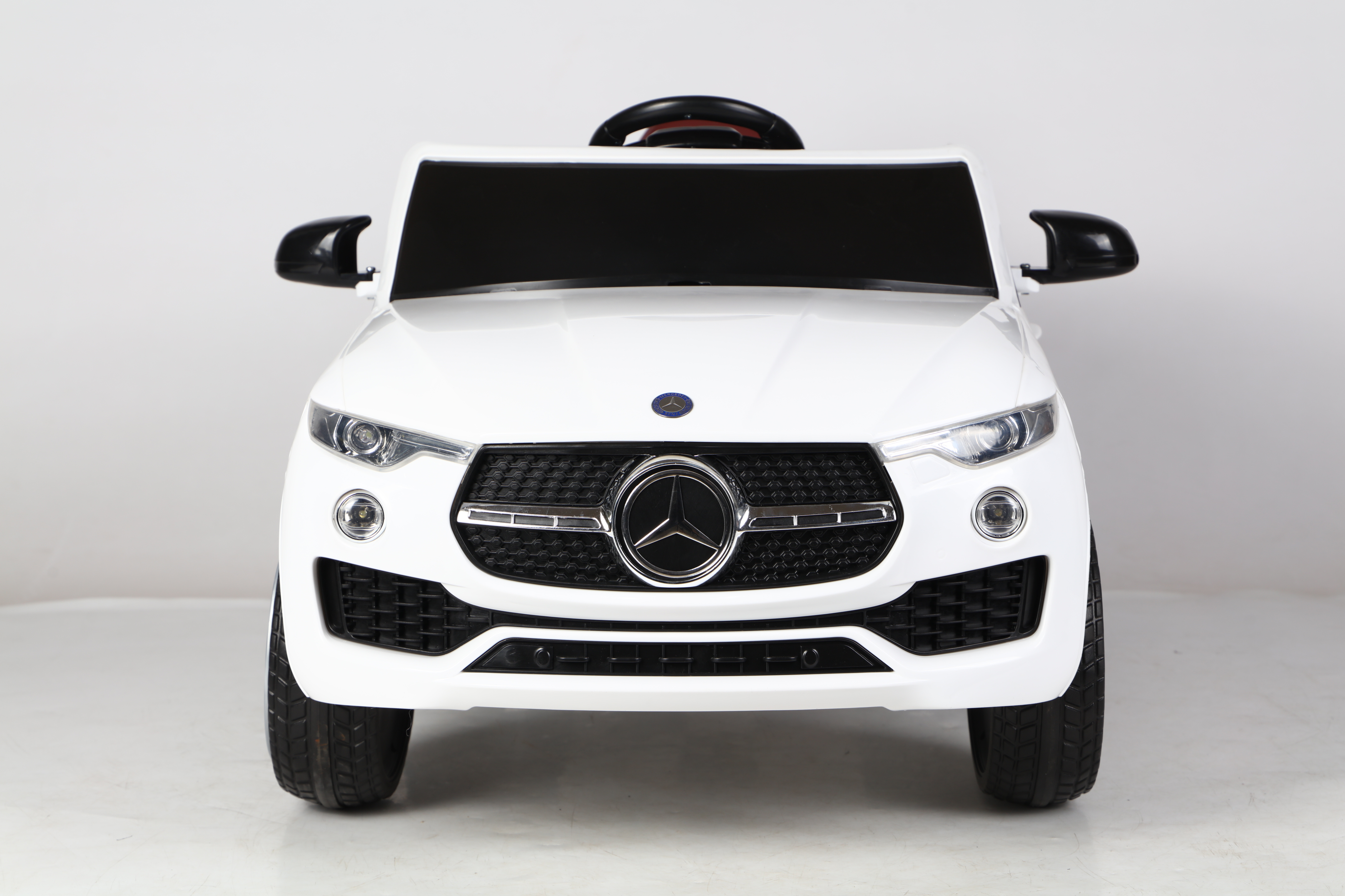 Автомобиль TOYLAND Mercedes С пультом ДУ - фото 2