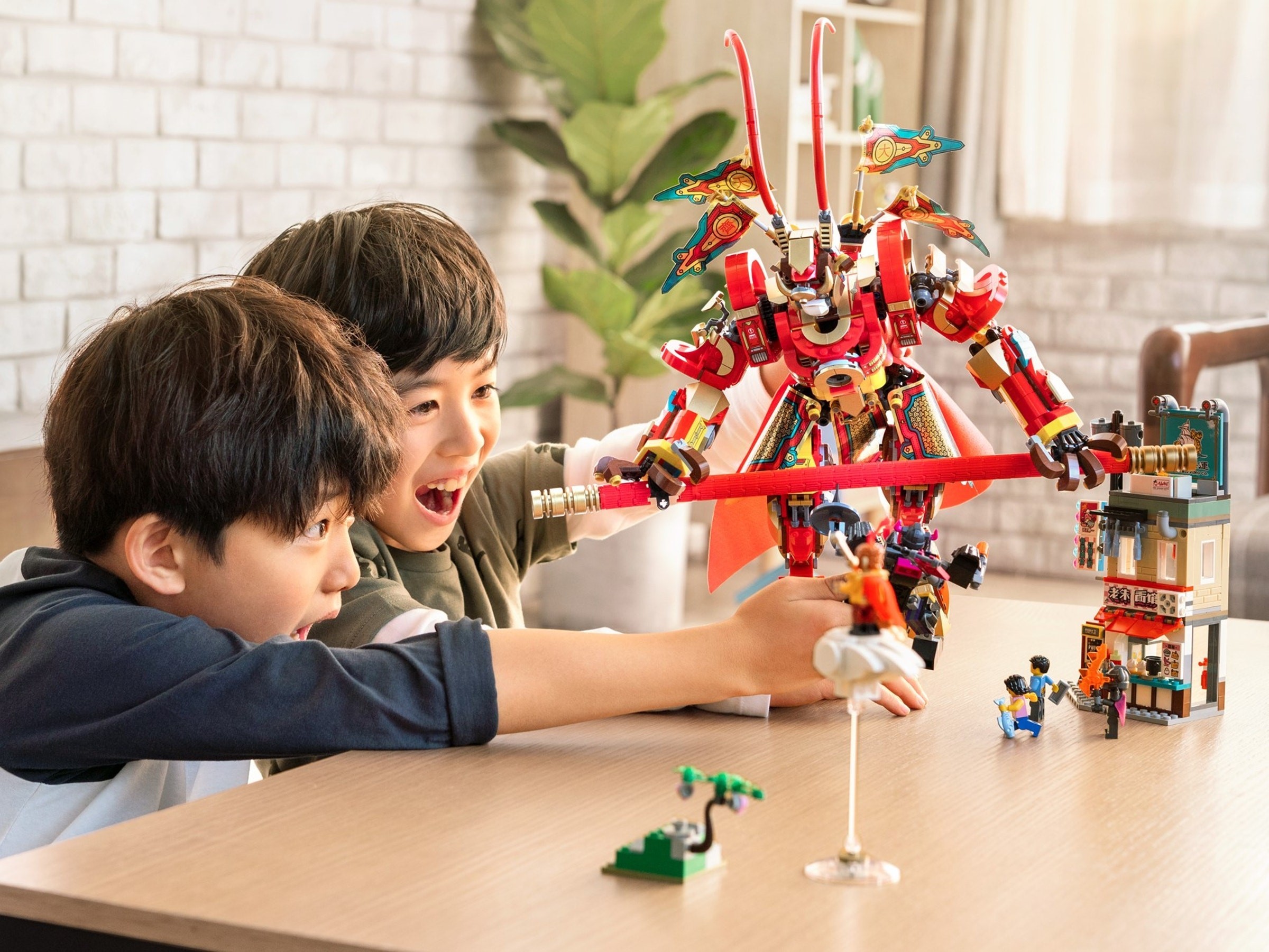 Конструктор LEGO Monkie kid 80012 1629 дет. - фото 8