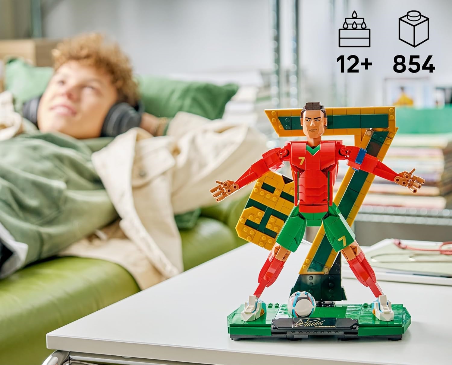 Конструктор LEGO Editions Роналду-футбольная легенда 854 дет. - фото 6