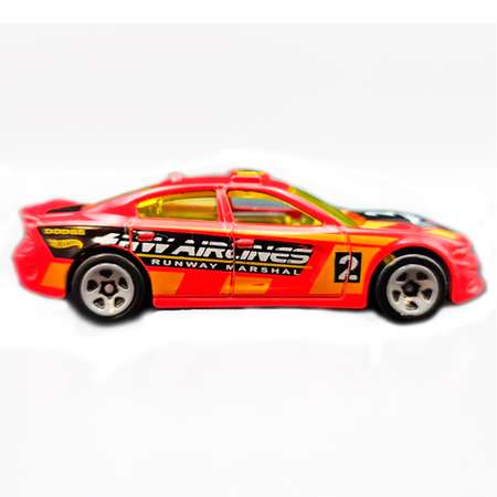 Автомобиль Hot Wheels Dodge 1:64