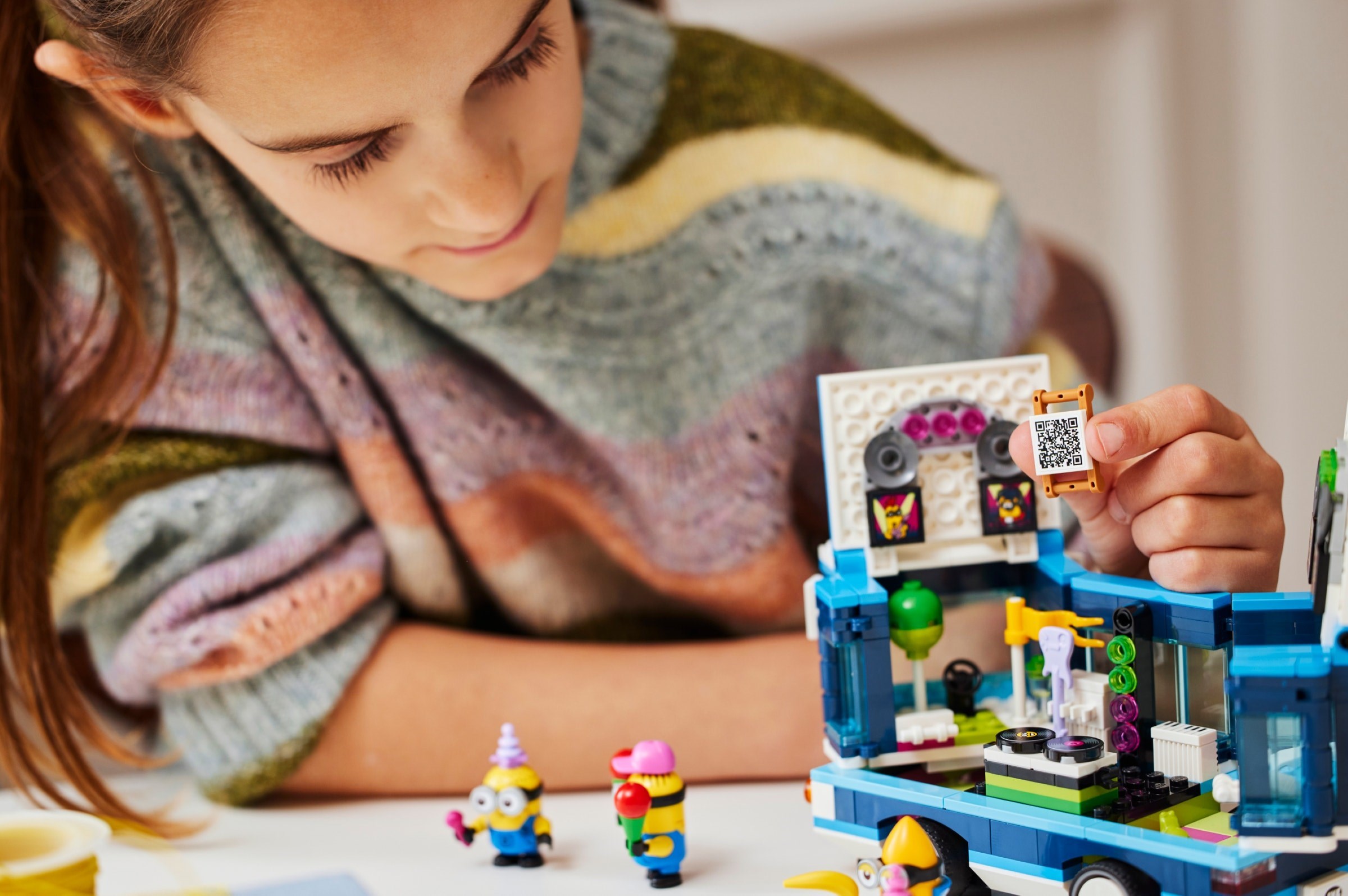 Конструктор LEGO Minions 75581 379 дет. - фото 8