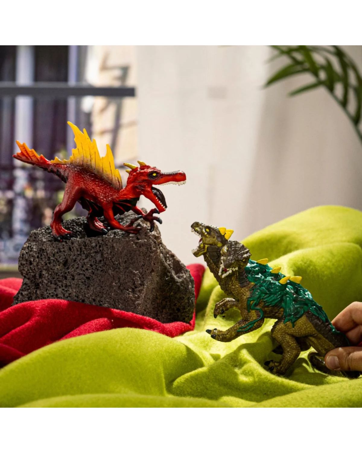 Игровой набор SCHLEICH Fire saurian vs.Jungle lizard - фото 4