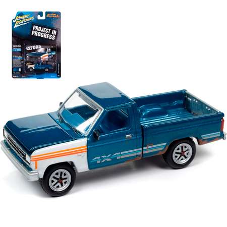 Автомобиль Johnny Lightning 1:64