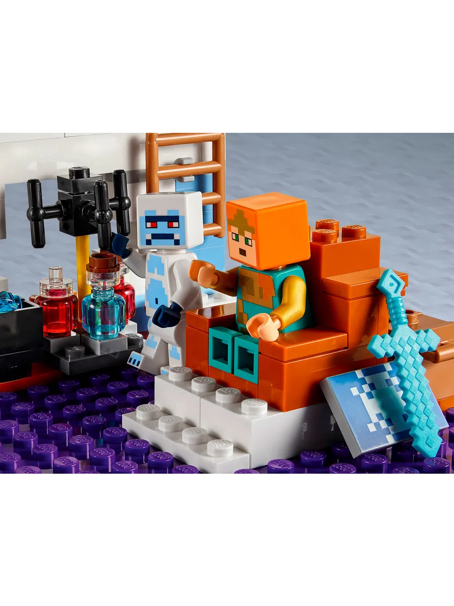 Конструктор LEGO Minecraft 21186 499 дет. - фото 7
