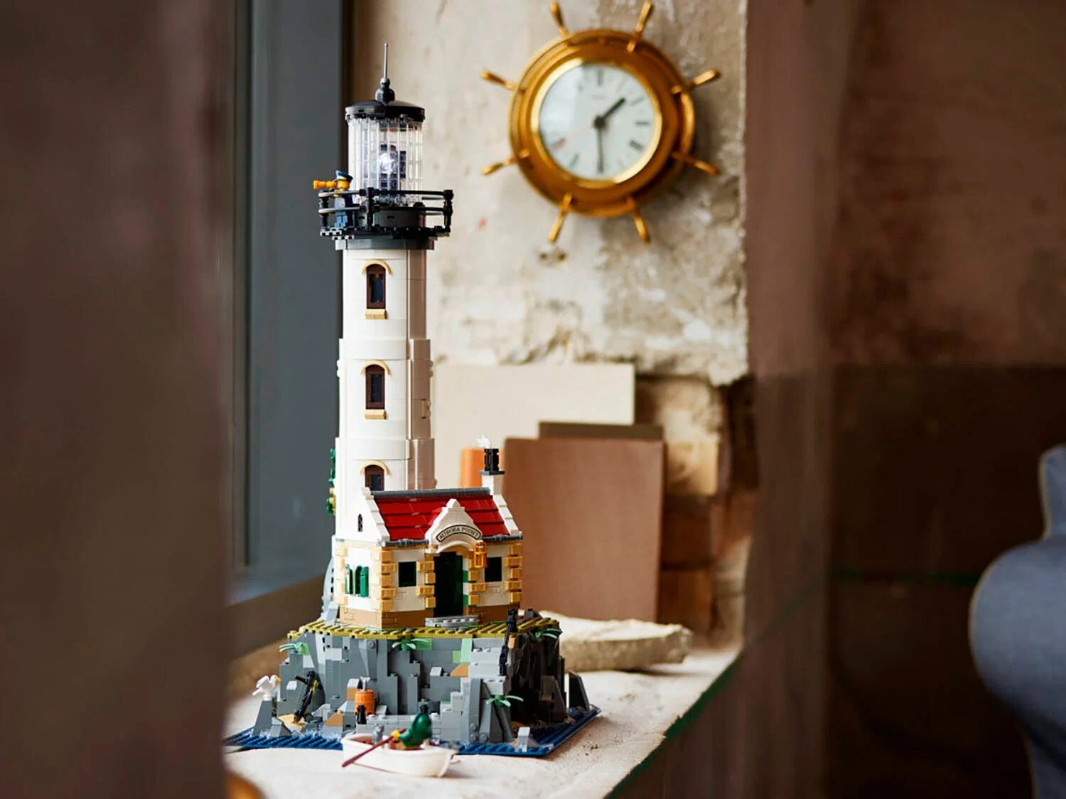 Конструктор LEGO Ideas 21335 2065 дет. - фото 5