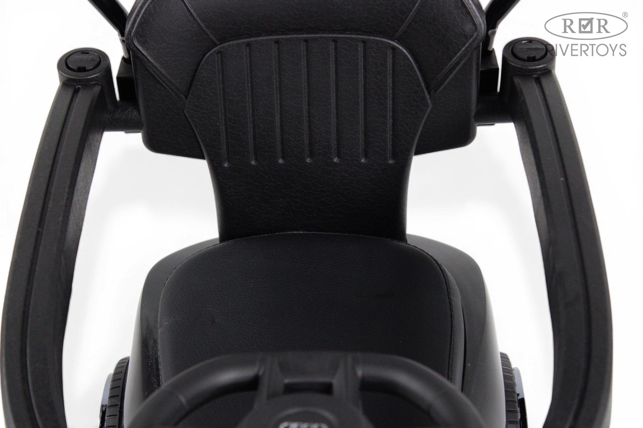Каталка RIVERTOYS Z005ZZ-AP-BLACK черный - фото 4