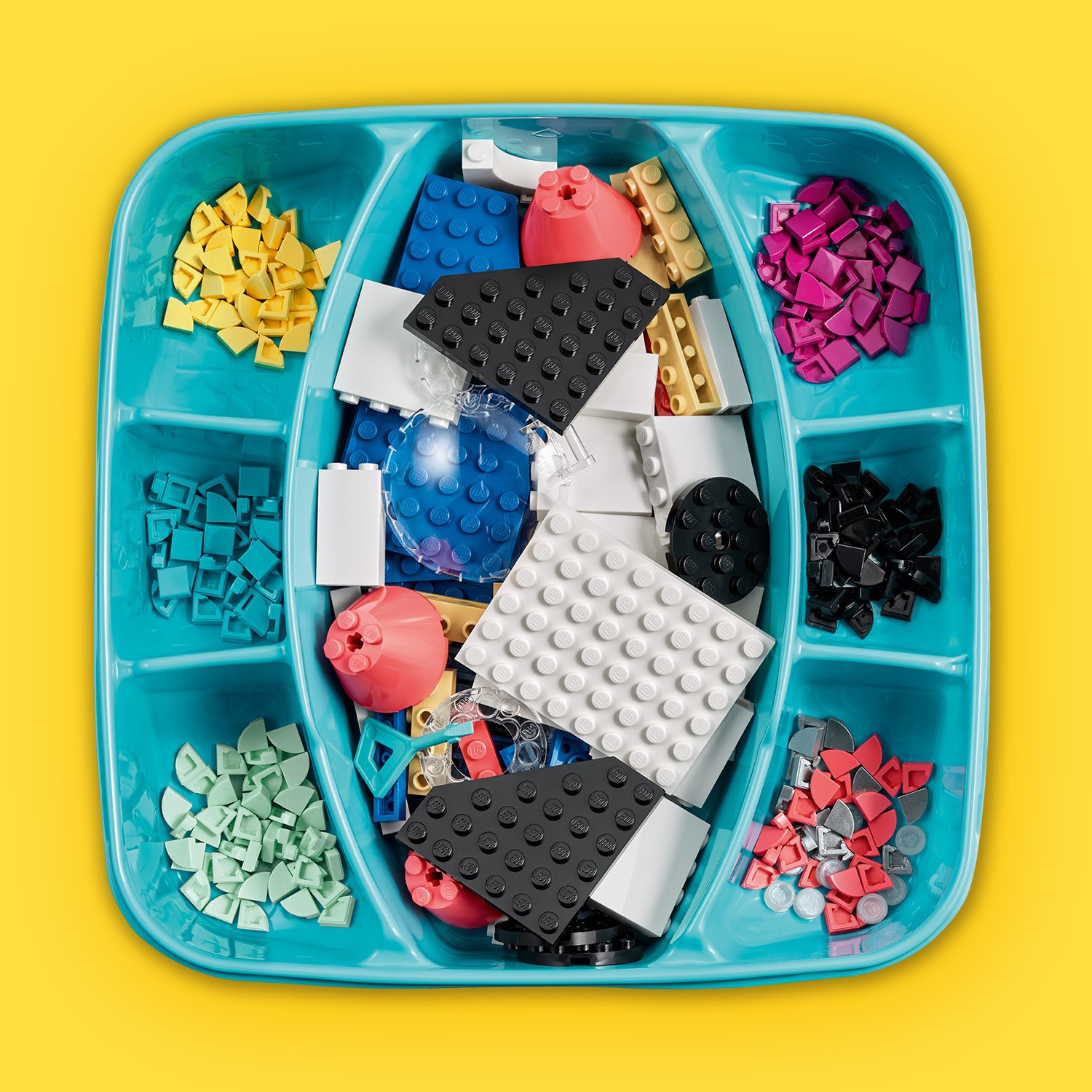 Конструктор LEGO DOTS Подставка для карандашей блочный - фото 7