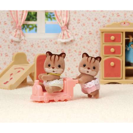 Игровой набор Sylvanian Families Белки-двойняшки