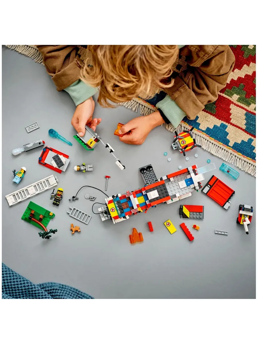 Конструктор LEGO City 502 дет. - фото 10