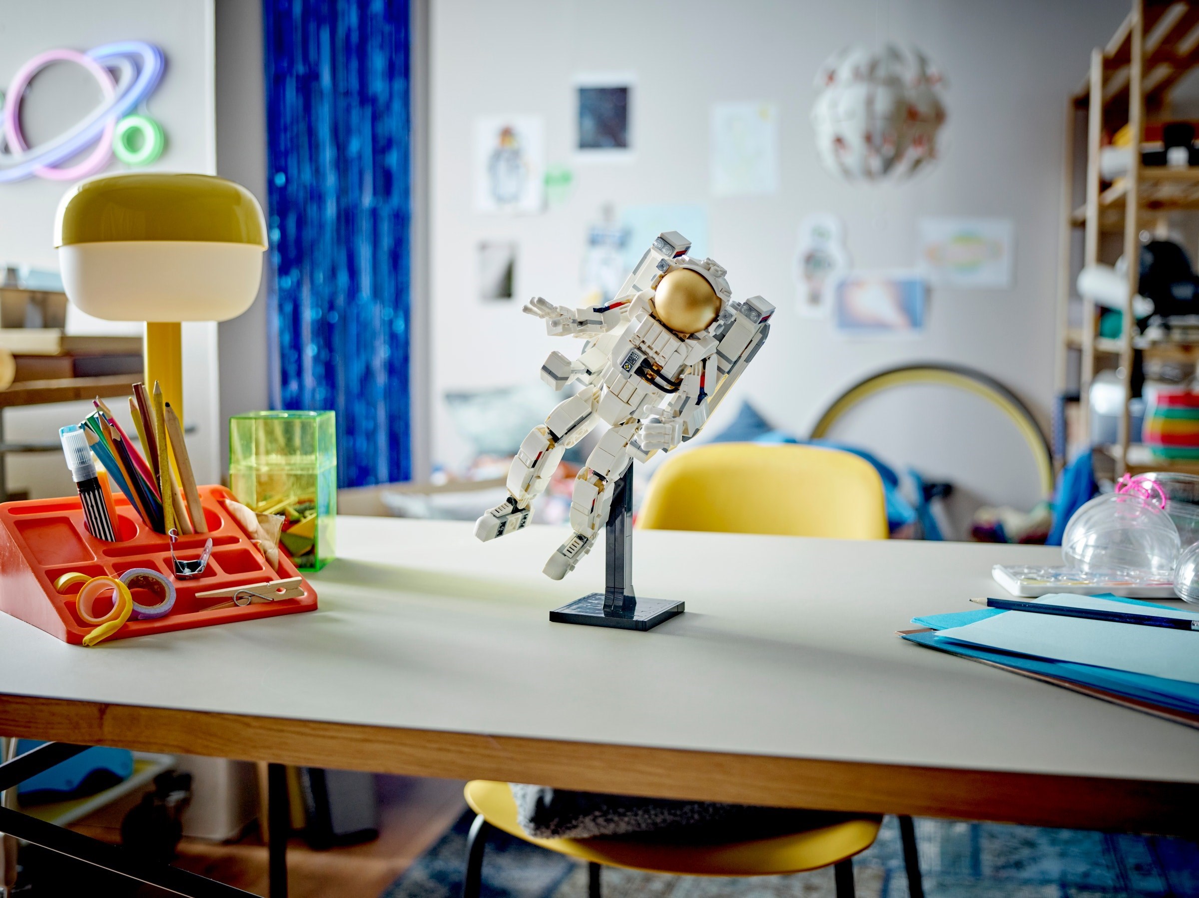 Конструктор LEGO Creator 31152 647 дет. - фото 10