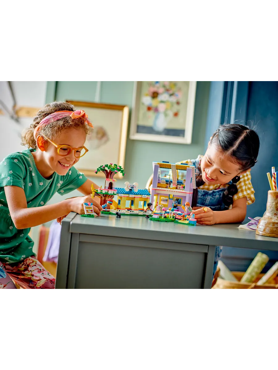 Конструктор LEGO Friends 617 дет. - фото 11