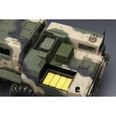 Сборная модель MENG SS-009 система залпового огня 9А52-2 Смерч 1/35
