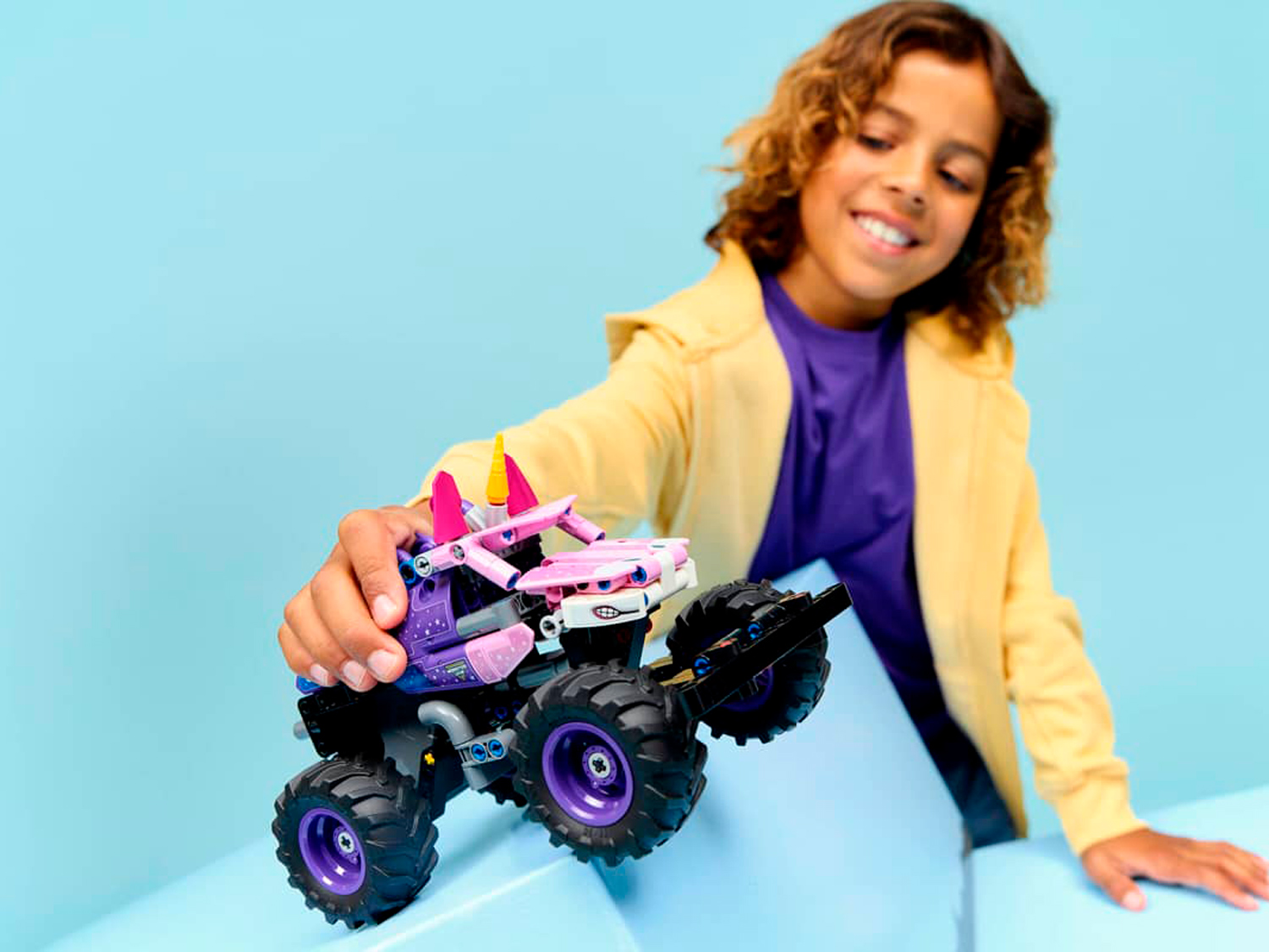 Конструктор LEGO Technic Monster Jam 243 дет. - фото 10