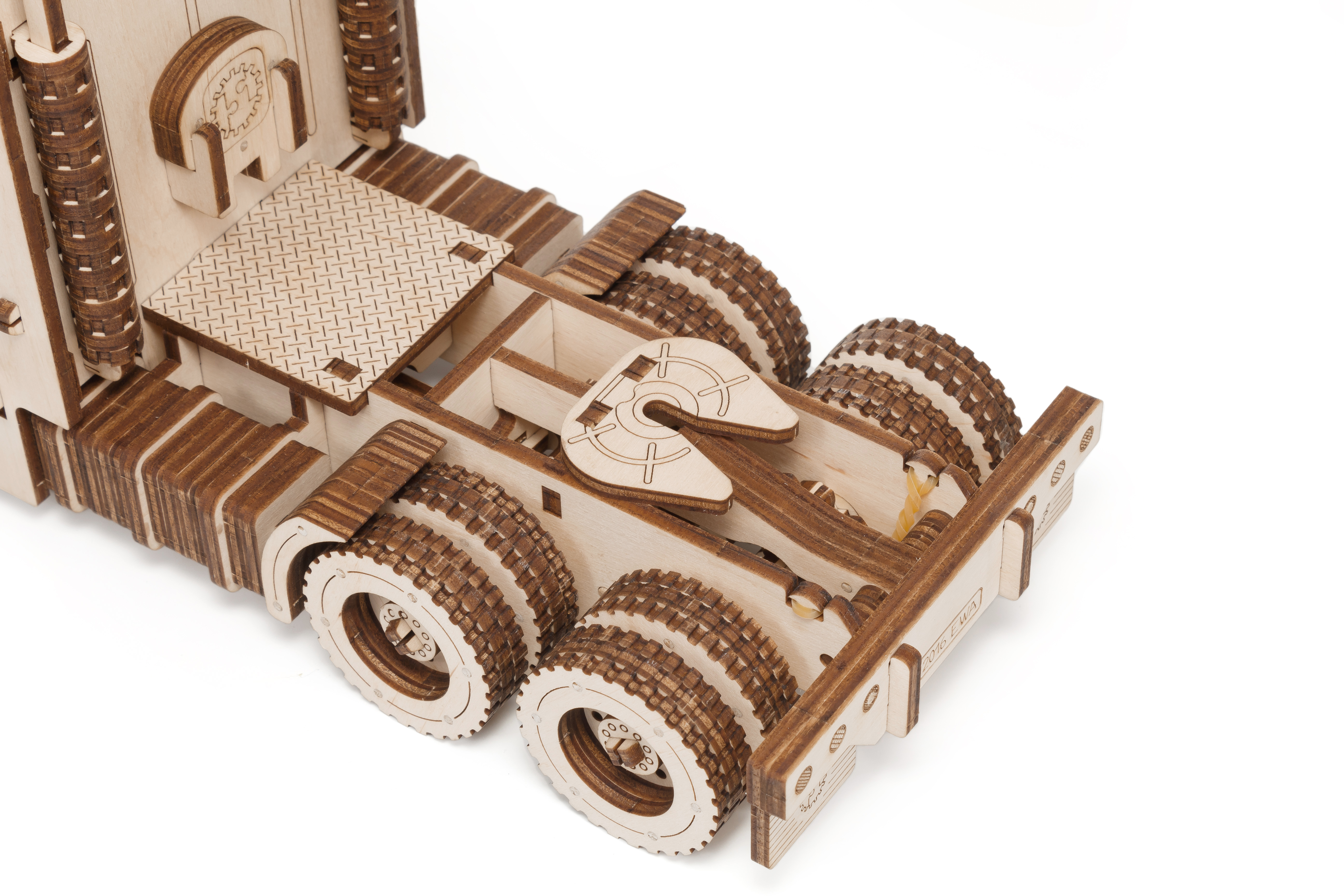 Конструктор Eco Wood Art Грузовой тягач деревянный - фото 15