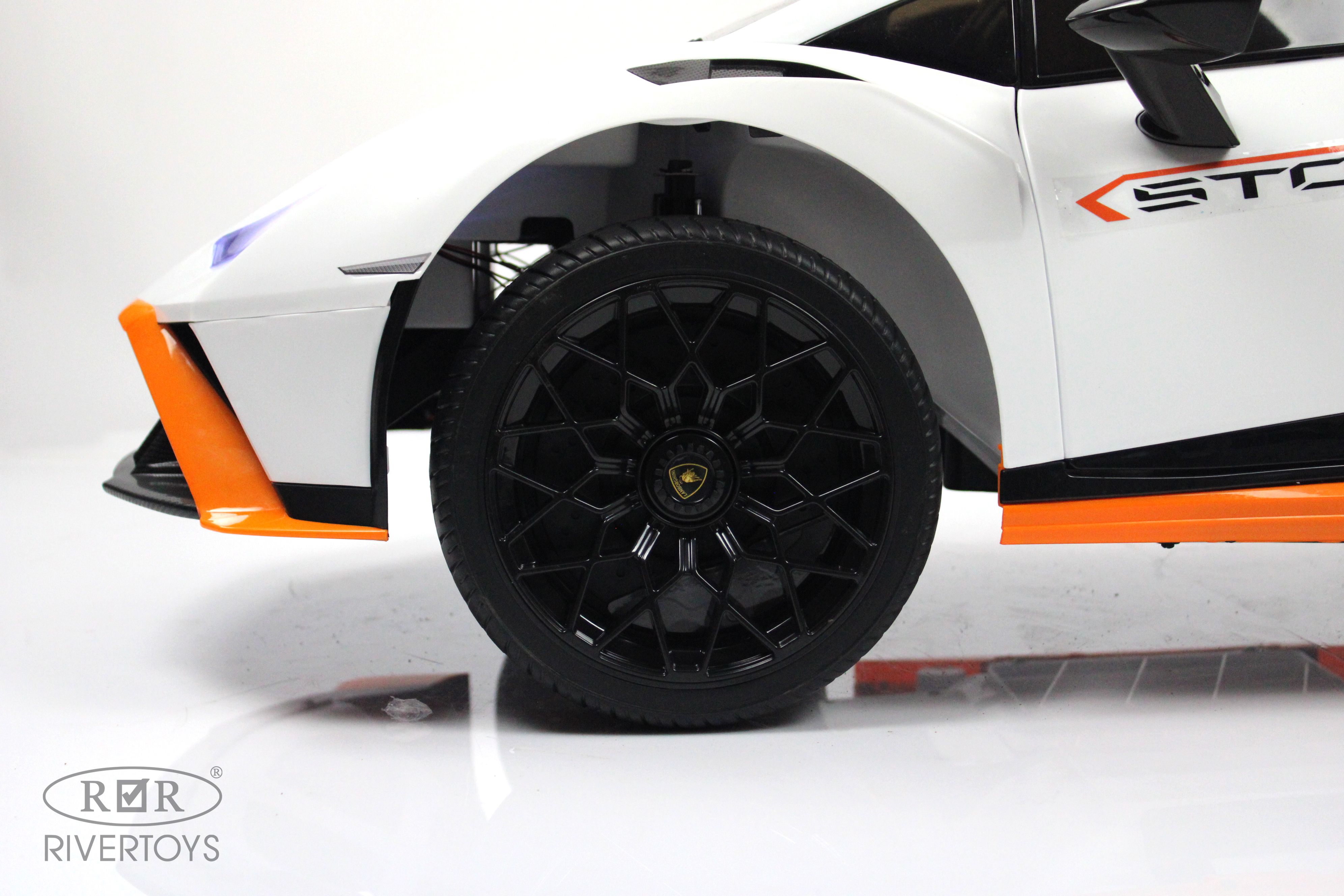 Электромобиль RIVERTOYS Lamborghini E888EE-WHITE С пультом ДУ - фото 18