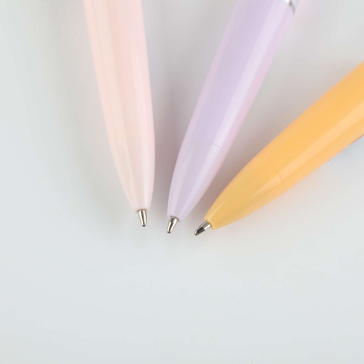 Ручка шариковая ё в ассортименте - фото 3