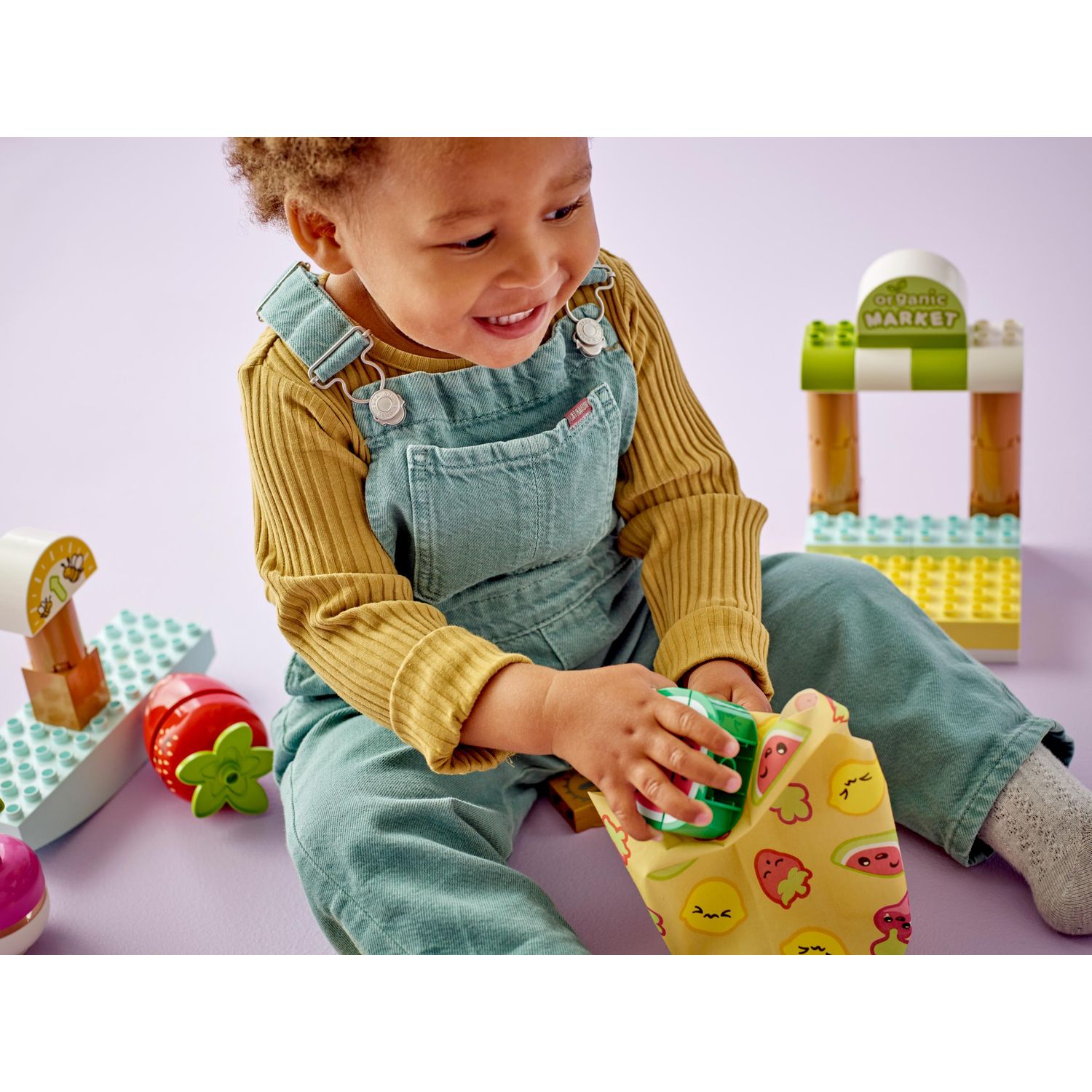 Конструктор LEGO DUPLO Organic Market 40 дет. - фото 7