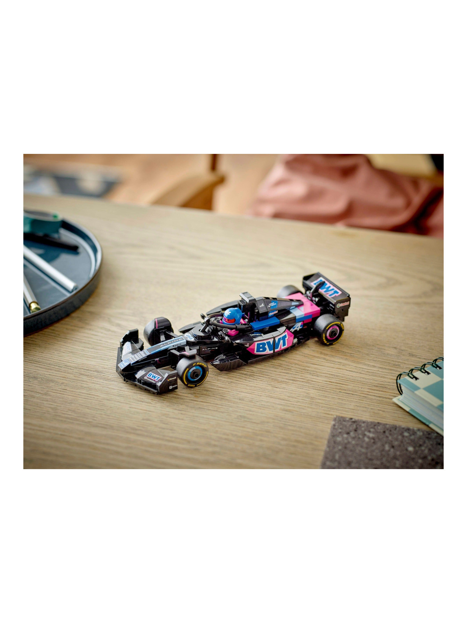 Конструктор LEGO Speed Champions BWT Alpine F1 Team A524 258 дет. - фото 10