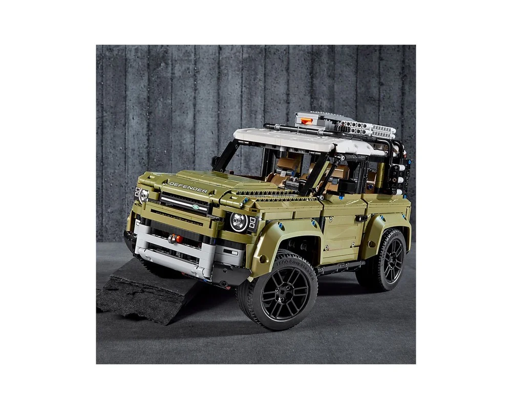Конструктор LEGO Technic 42110 2573 дет. - фото 11