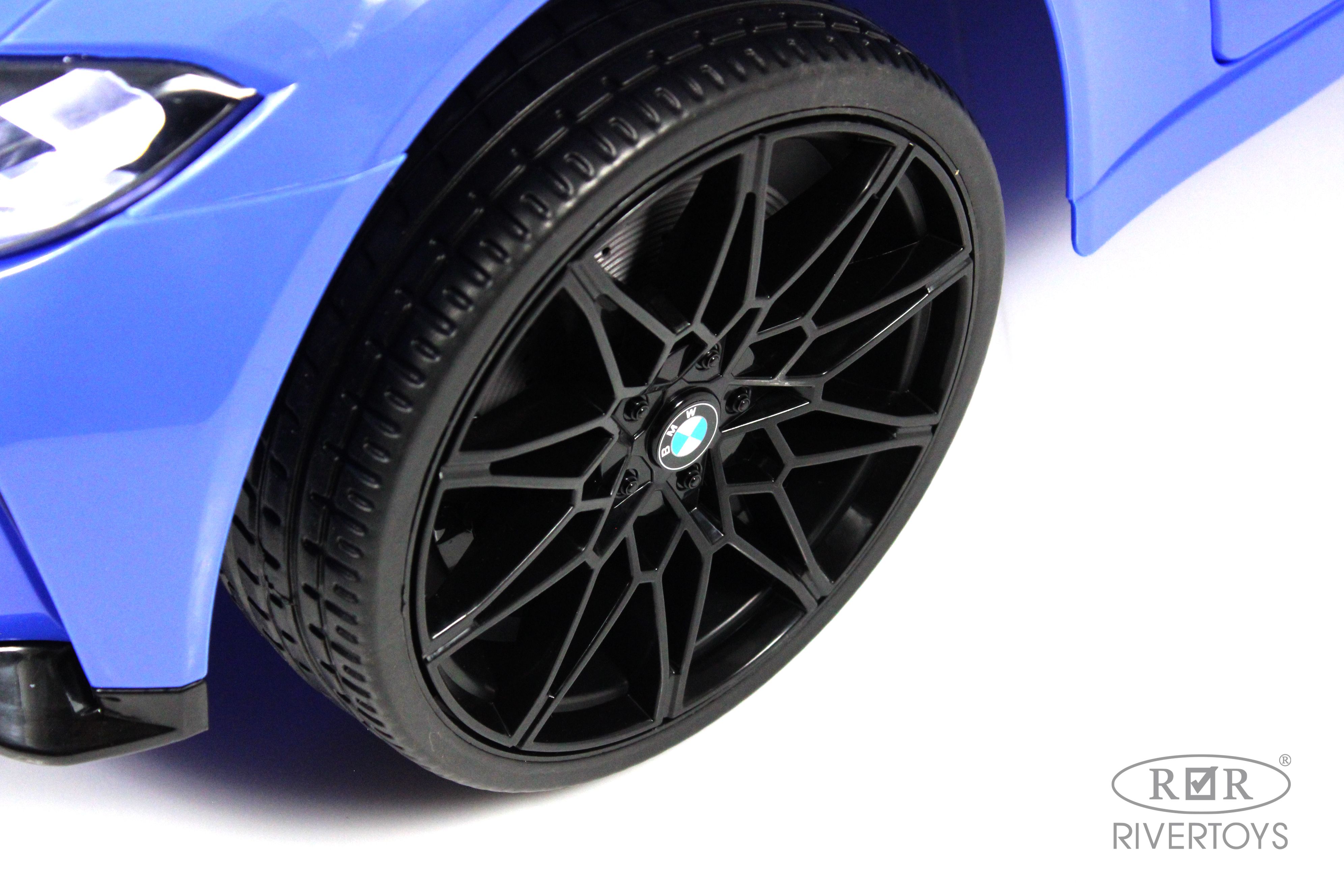 Электромобиль RIVERTOYS BMW A004AA-BMW-BLUE С пультом ДУ - фото 11