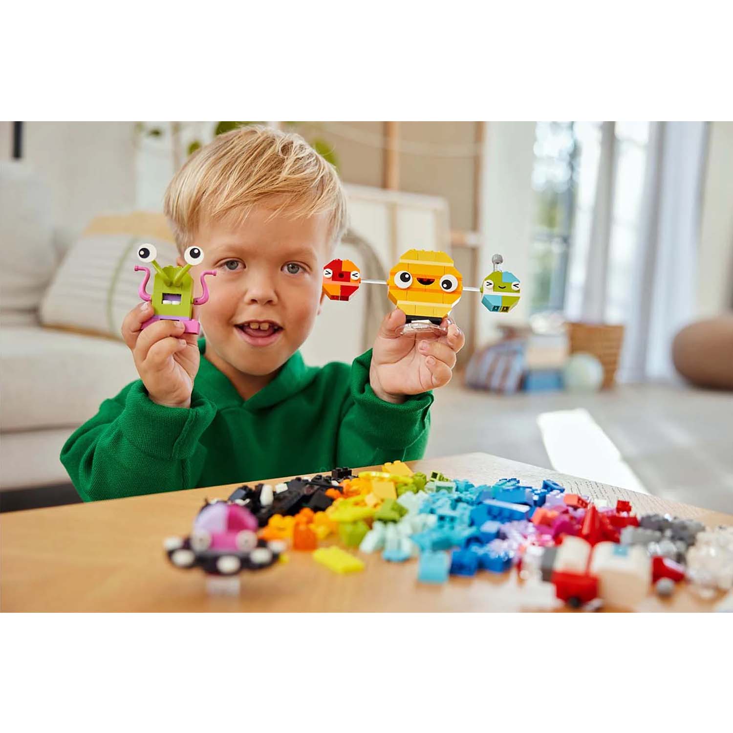 Конструктор LEGO Classic Креативный космос блочный - фото 11