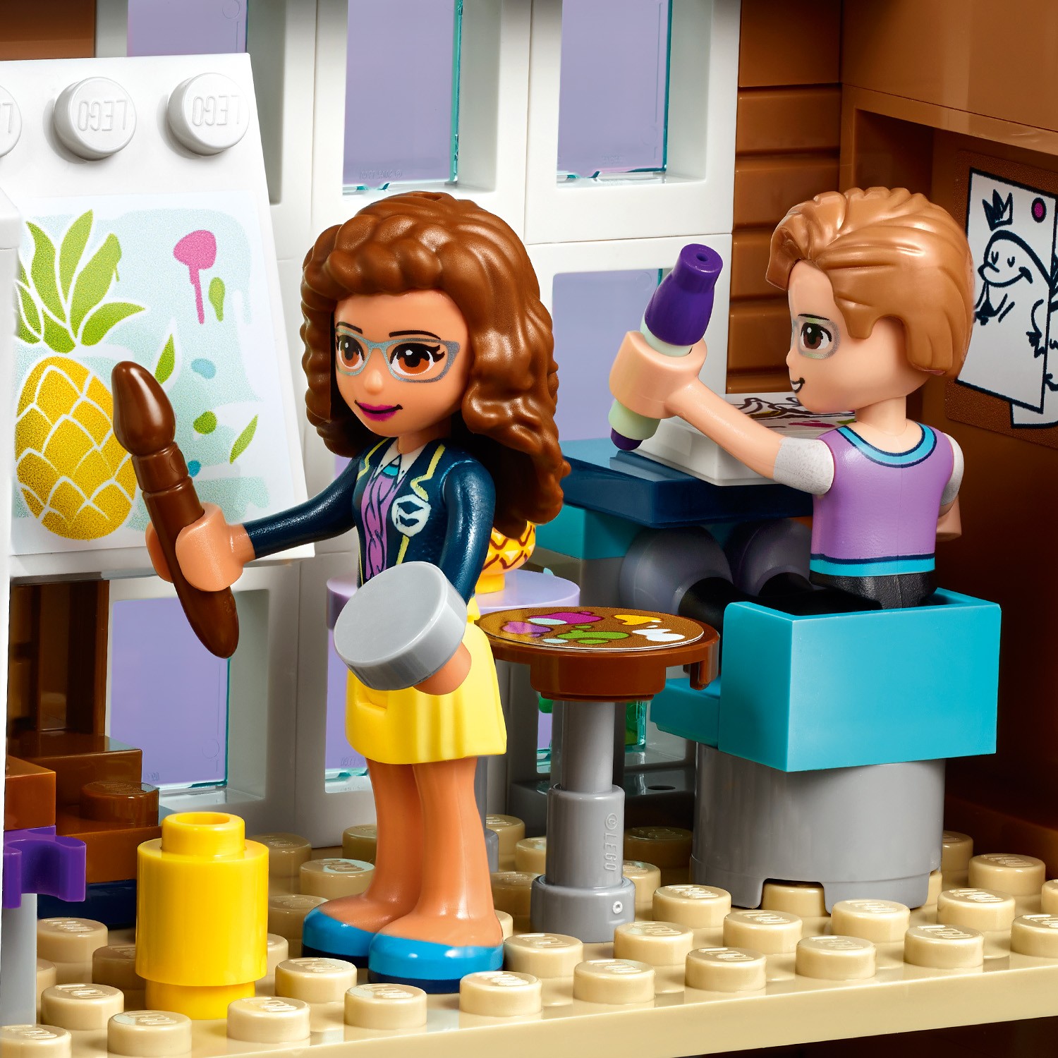 Конструктор LEGO Friends Школа Хартлейк Сити 605 дет. - фото 11