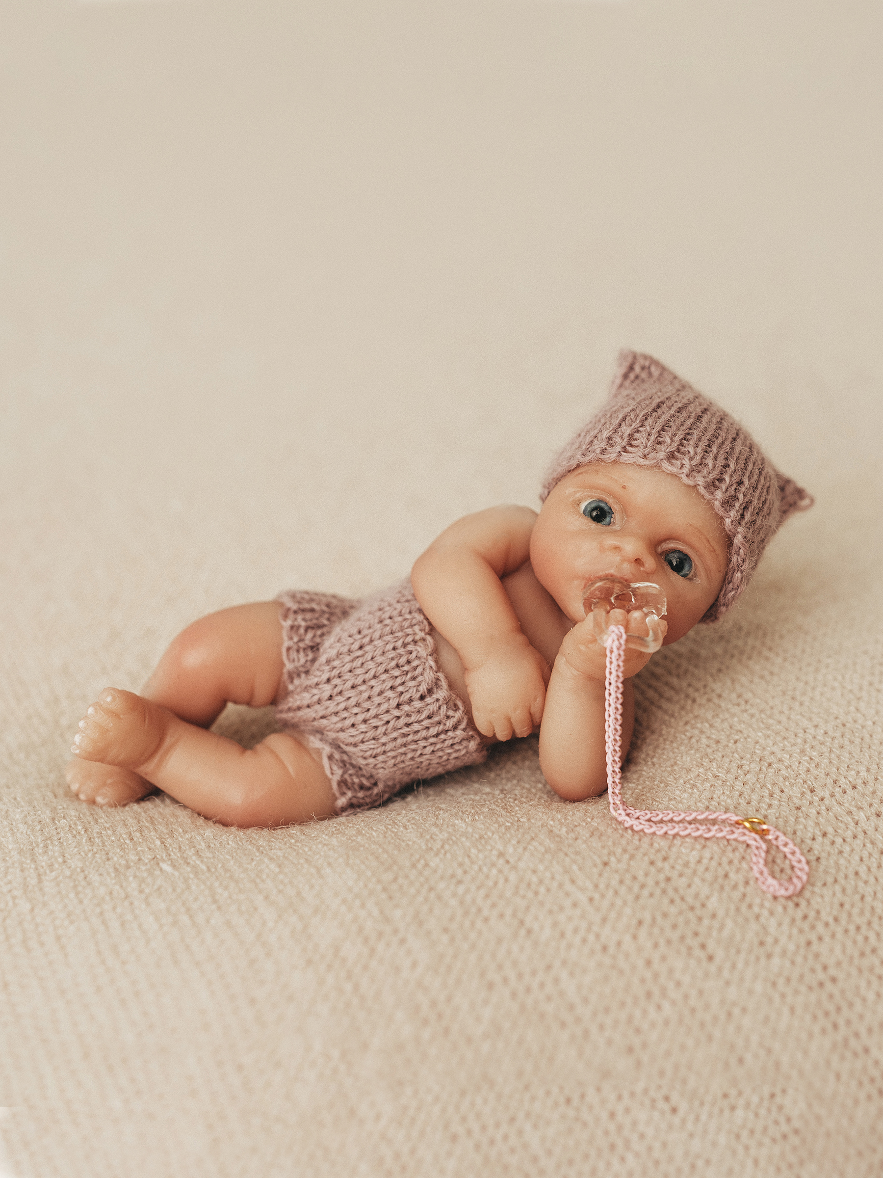 Кукла мини Magic Manufactory Magic baby Пупс Reborn высота 12 см 4631162180895 - фото 2