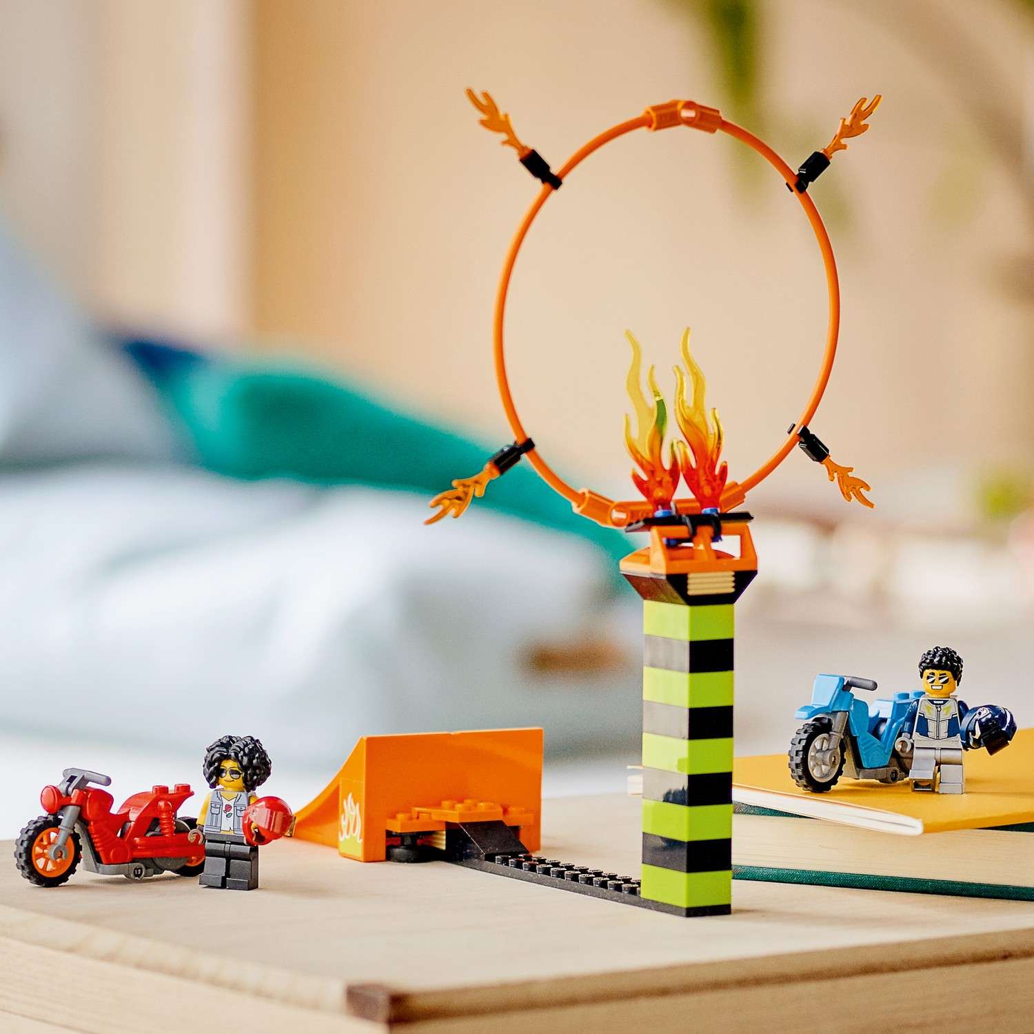 Конструктор LEGO City Stunt Competition 73 дет. - фото 13