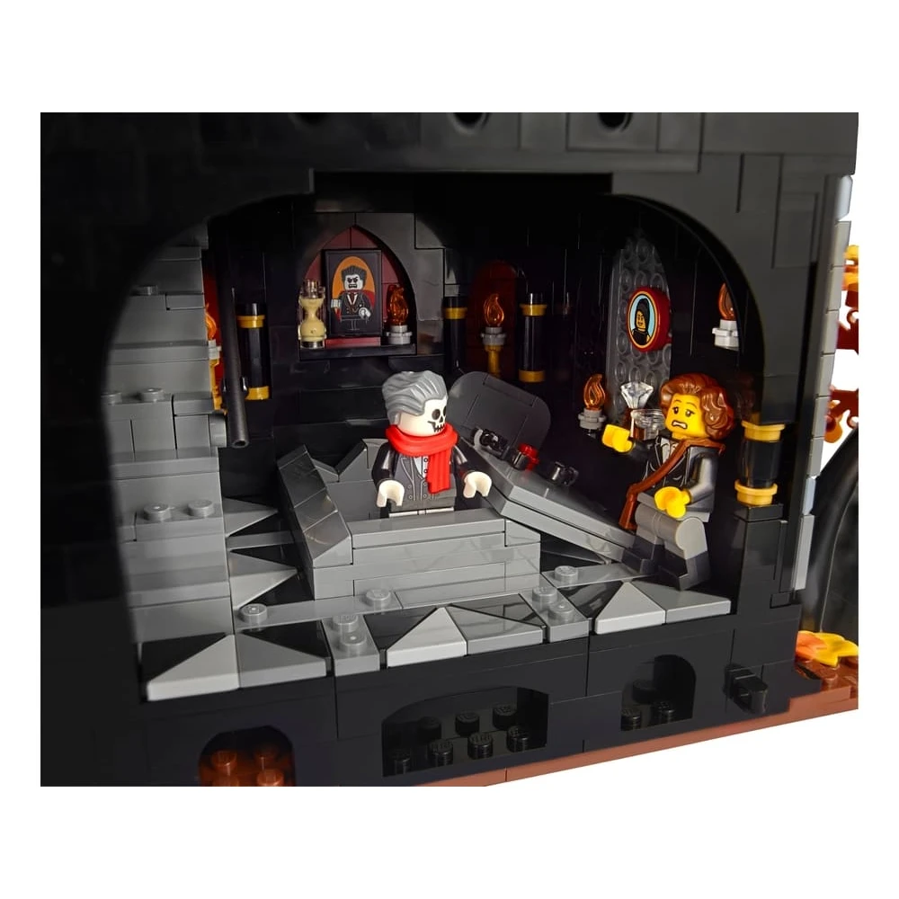 Конструктор LEGO Creator Expert 910049 3988 дет. - фото 8