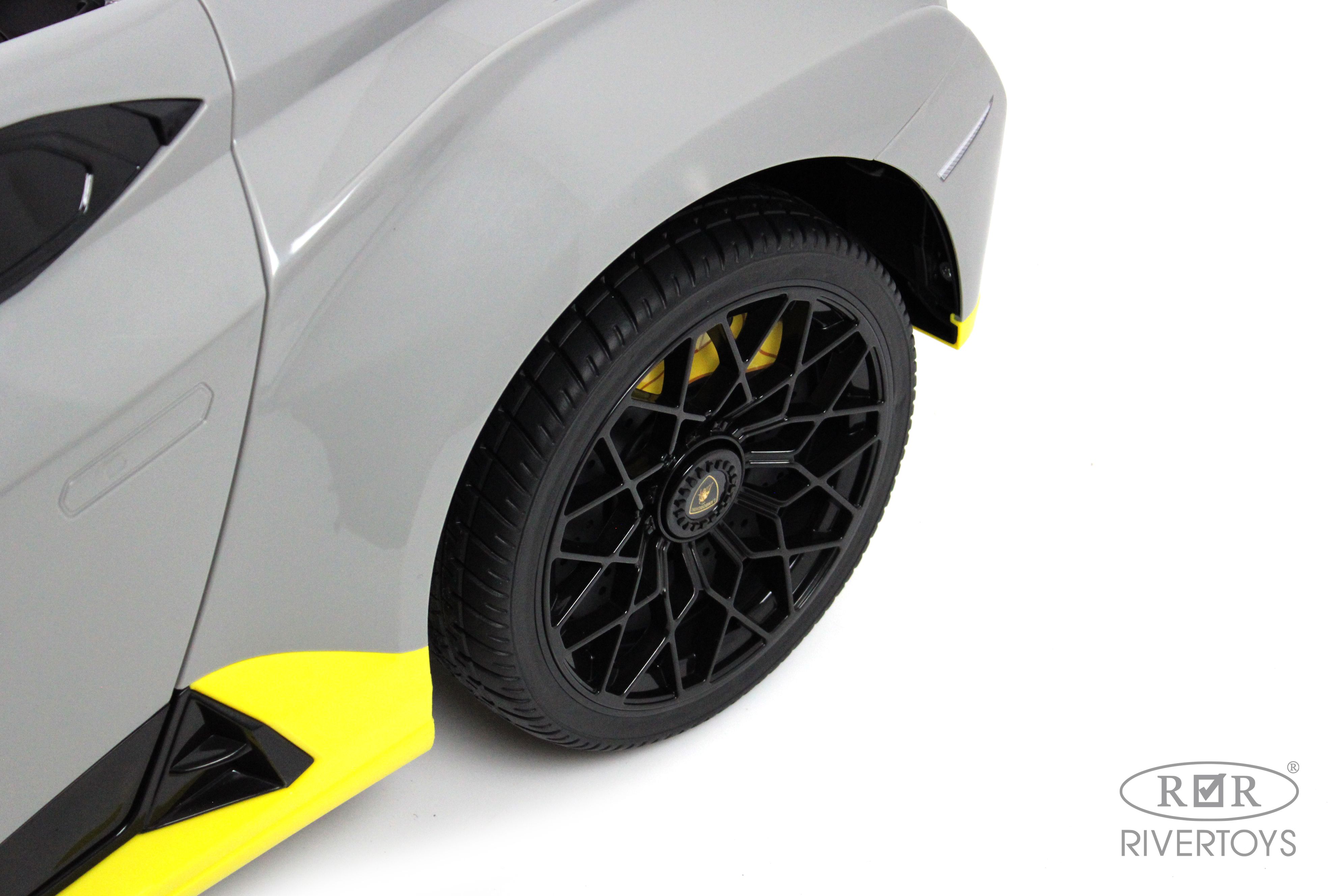 Электромобиль RIVERTOYS Lamborghini E888EE-GRAY С пультом ДУ - фото 11