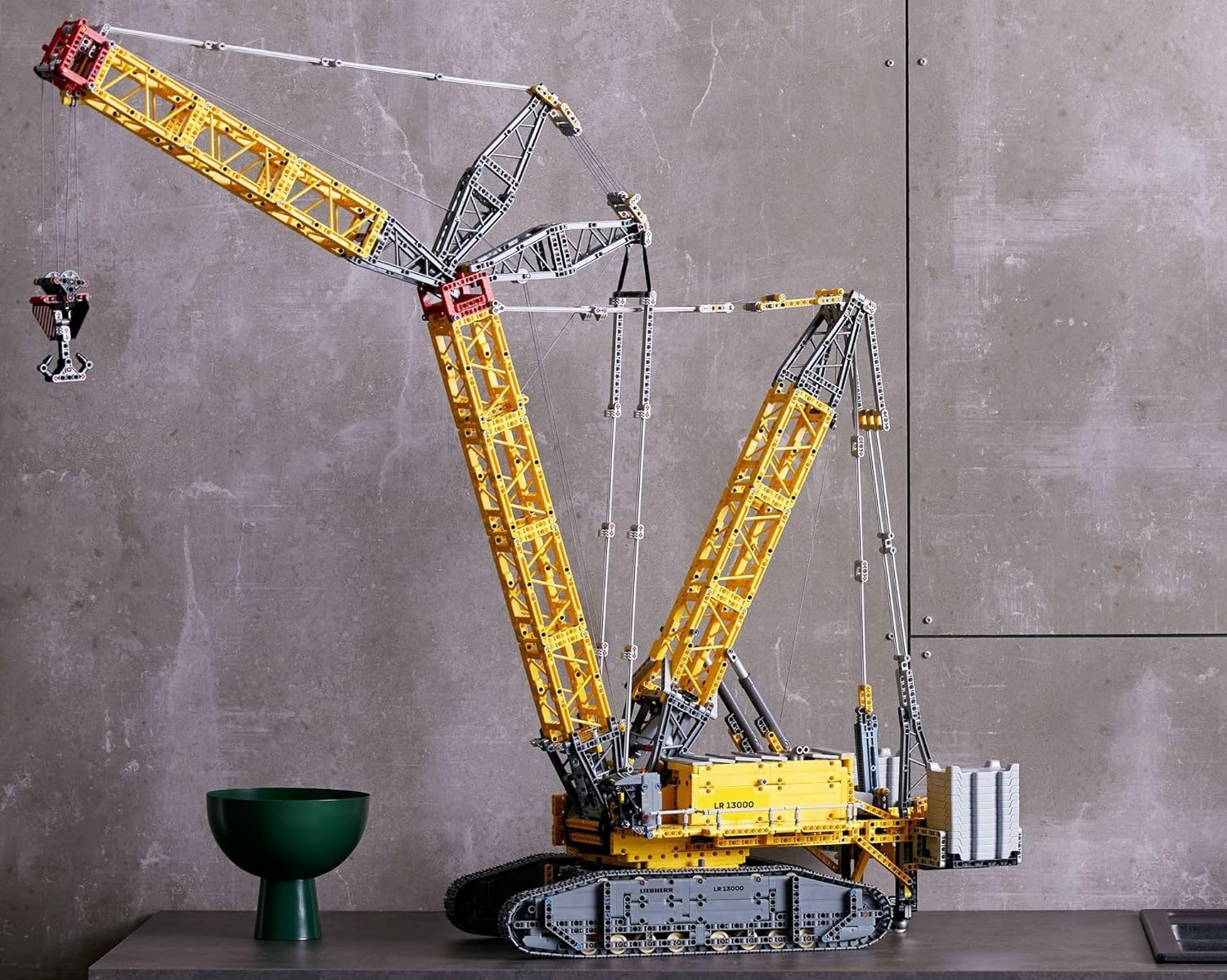 Конструктор LEGO Technic Liebherr Crawler Crane LR 2883 дет. - фото 2