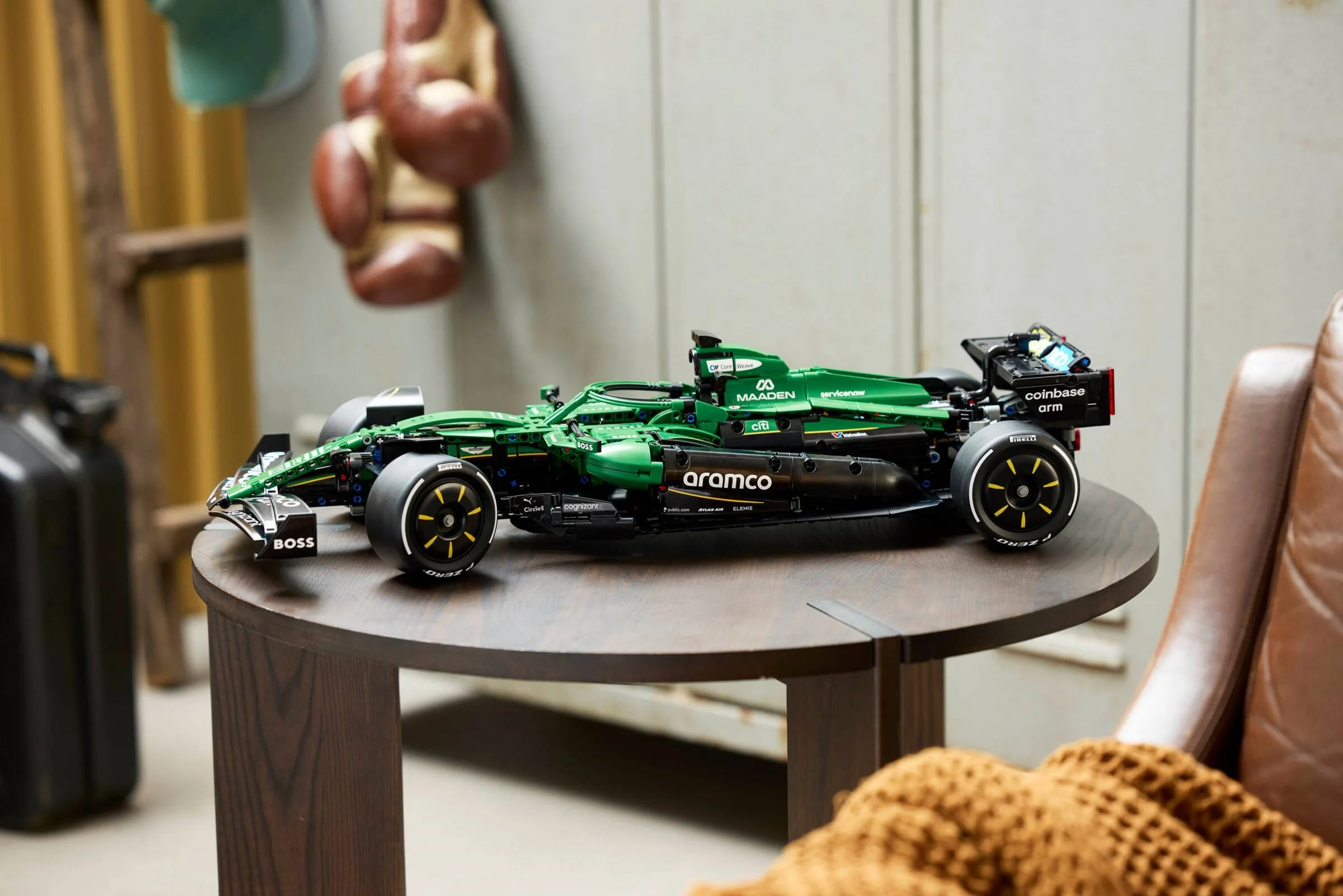 Конструктор LEGO Technic 1547 дет. - фото 18