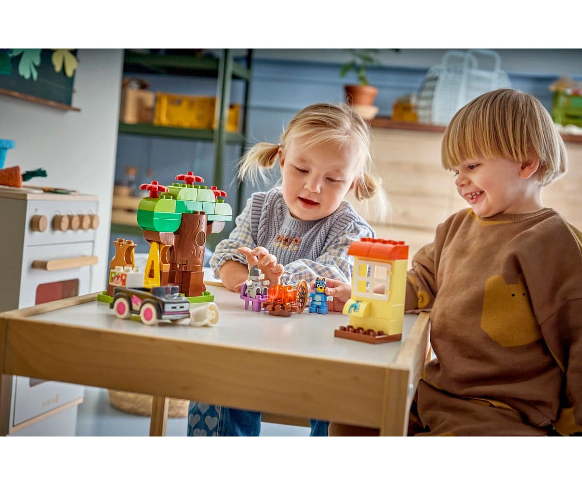 Конструктор LEGO DUPLO Пицца-девочки 44 дет. - фото 9