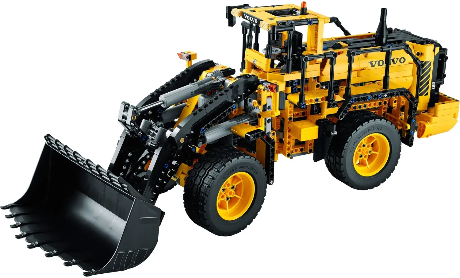 Конструктор LEGO Technic 42030 1636 дет. - фото 4