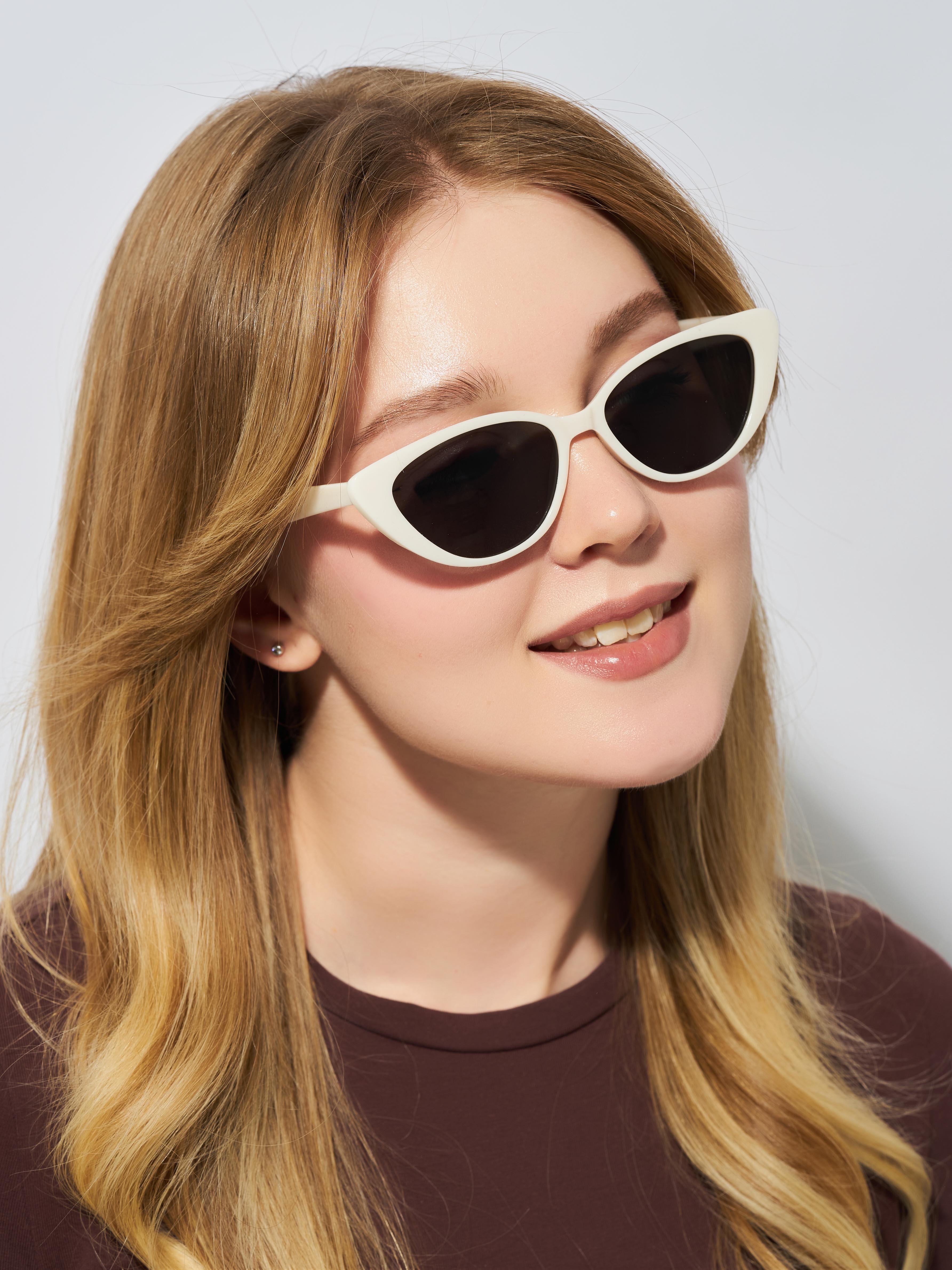 Солнцезащитные очки SUNNY GLASS O00027-1 - фото 4