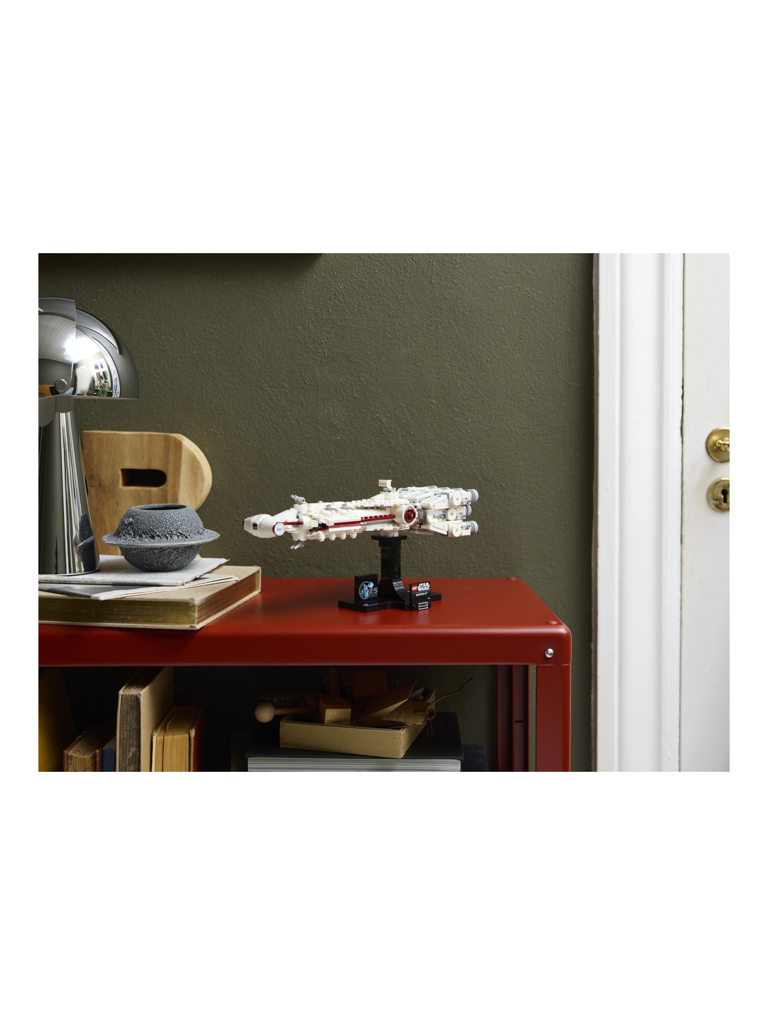 Конструктор LEGO Star Wars Тантив IV 654 дет. - фото 9