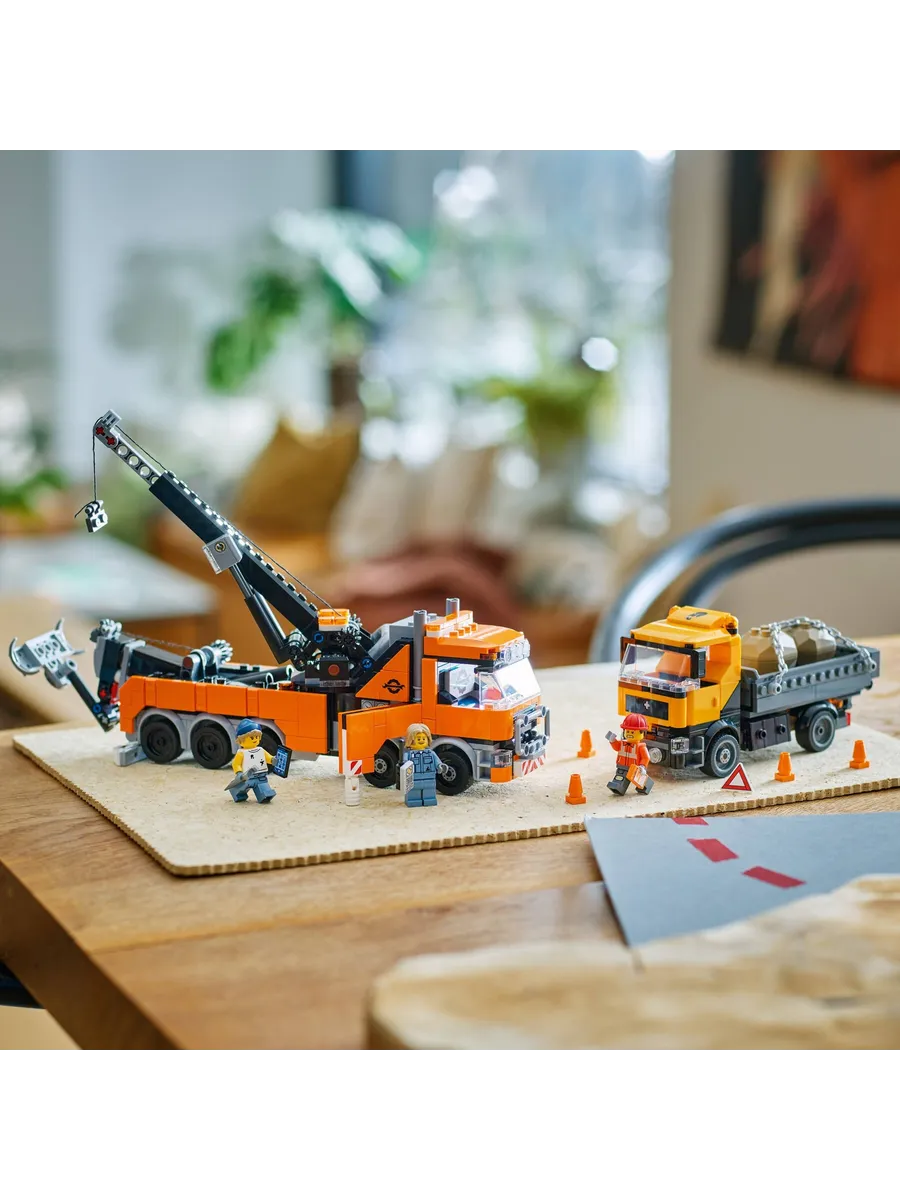 Конструктор LEGO City 793 дет. - фото 4